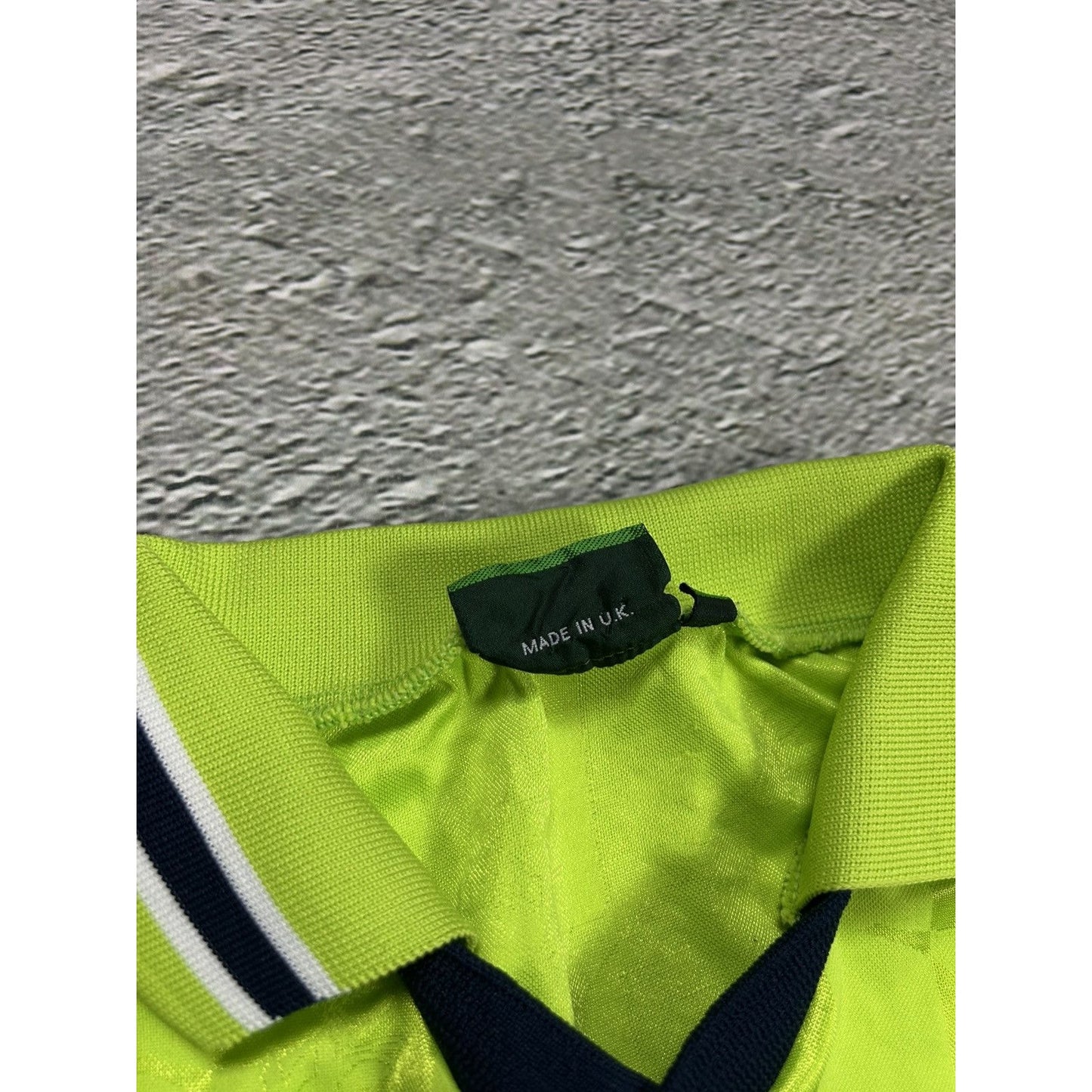 Diadora vintage Jersey neon green 90s big logo