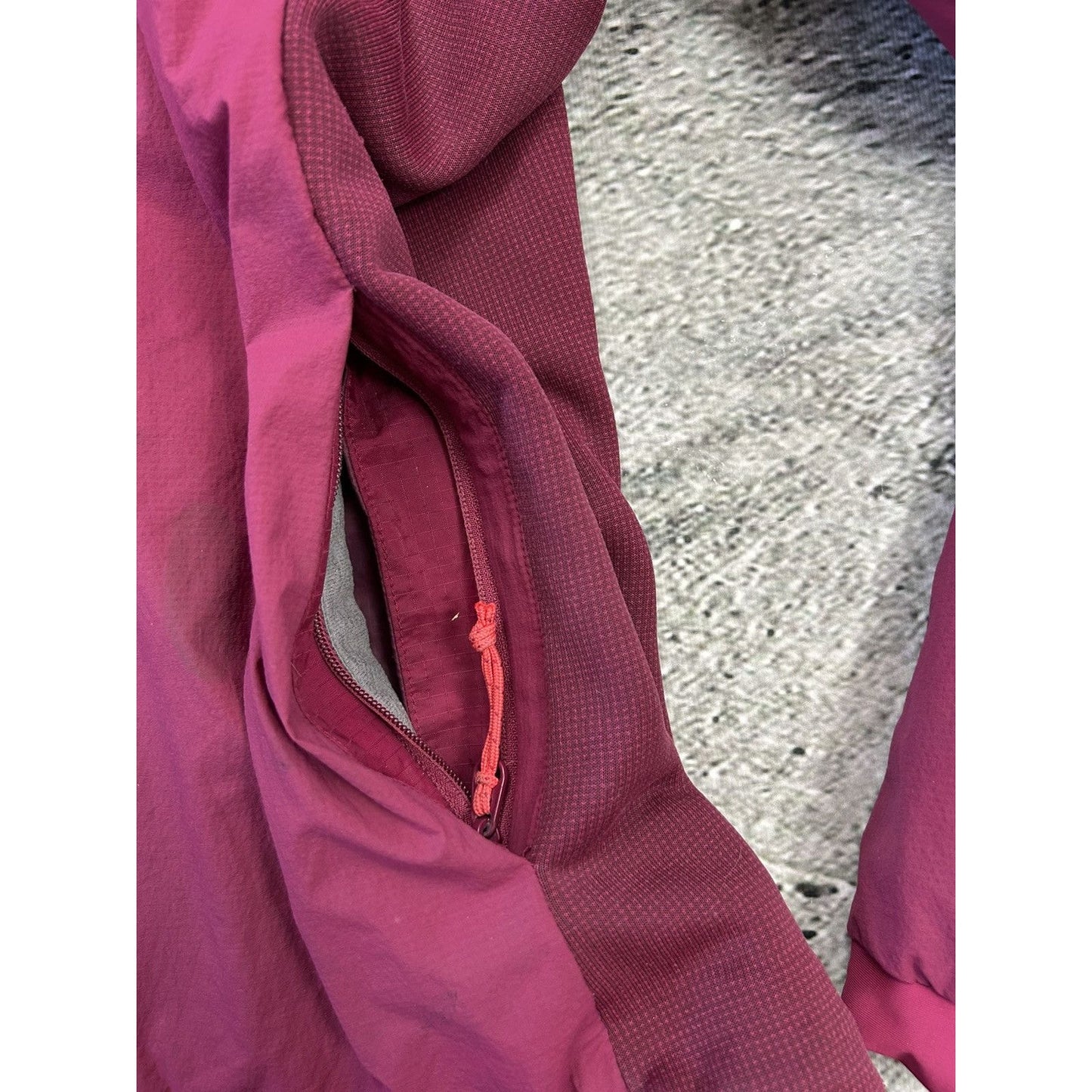 Arc’teryx jacket pink Atom LT