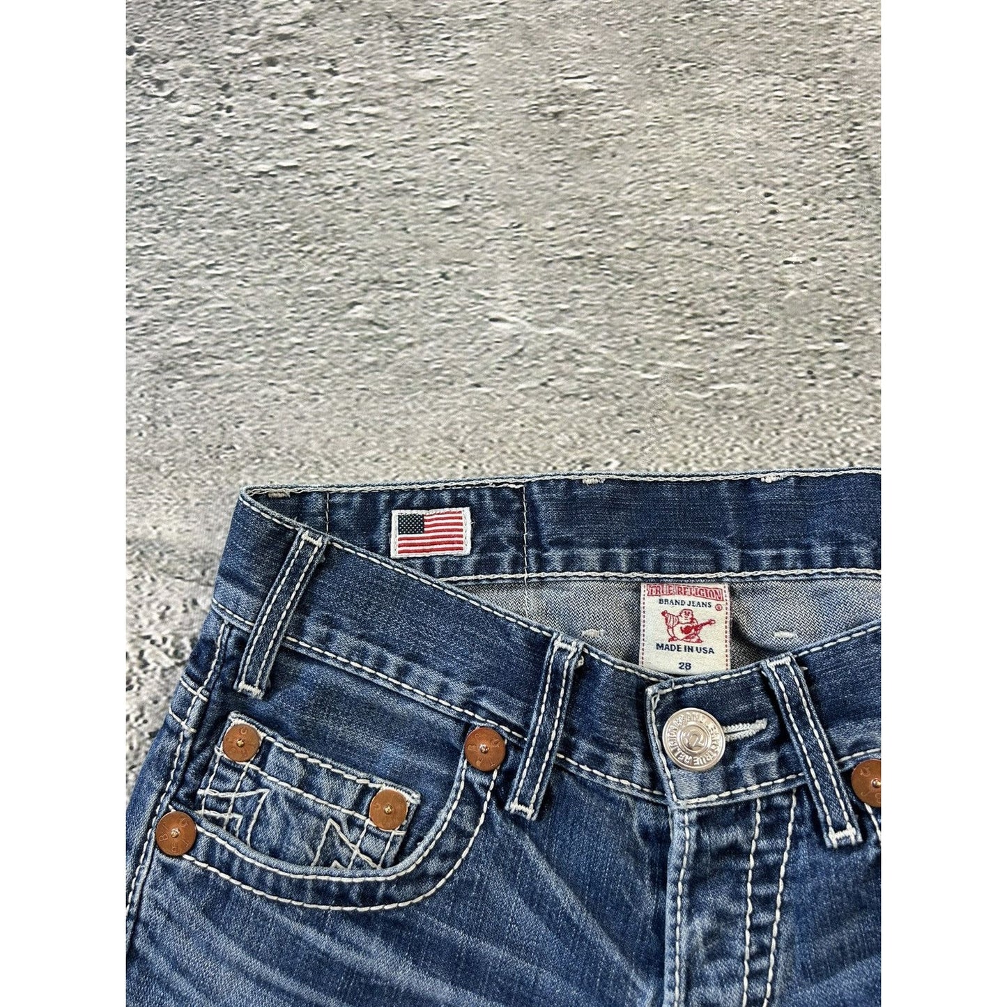True Religion blue jeans white thick stitching Y2K