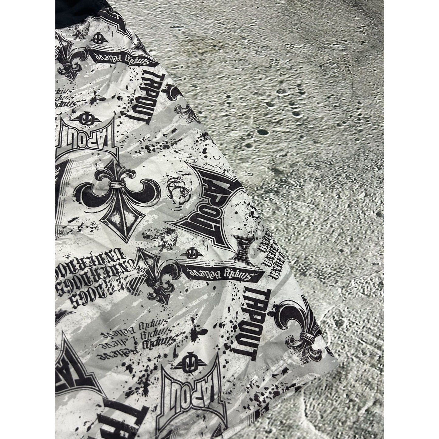 Tapout shorts vintage full print big logo boxing white black
