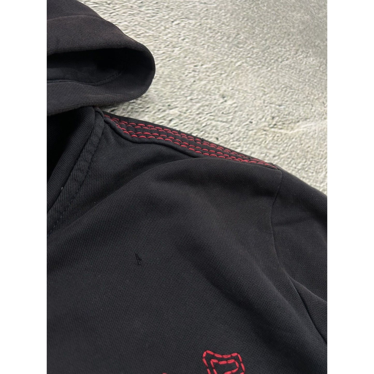 True Religion zip hoodie vintage black red thick stitching