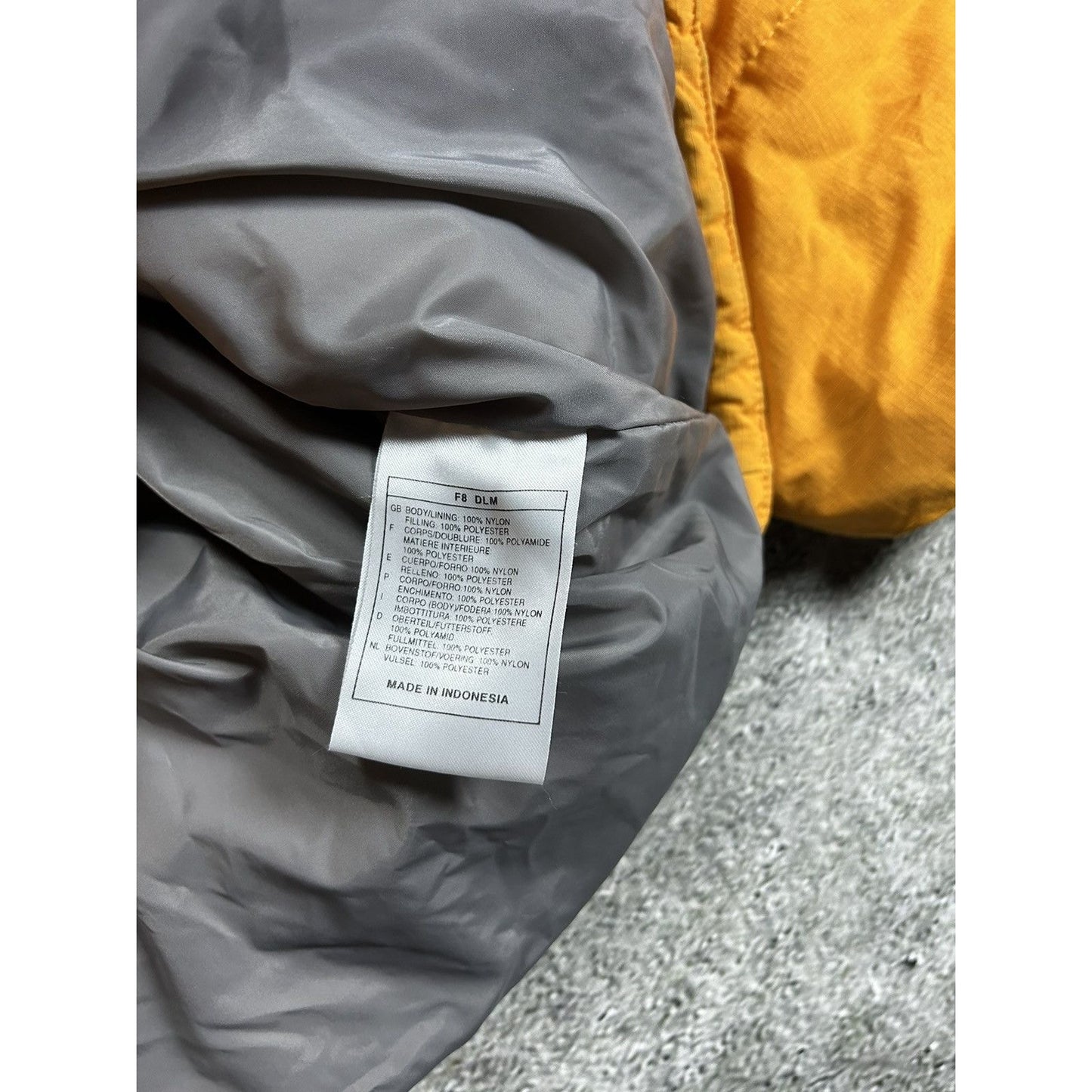 Nike vintage puffer jacket big logo orange neon 90s