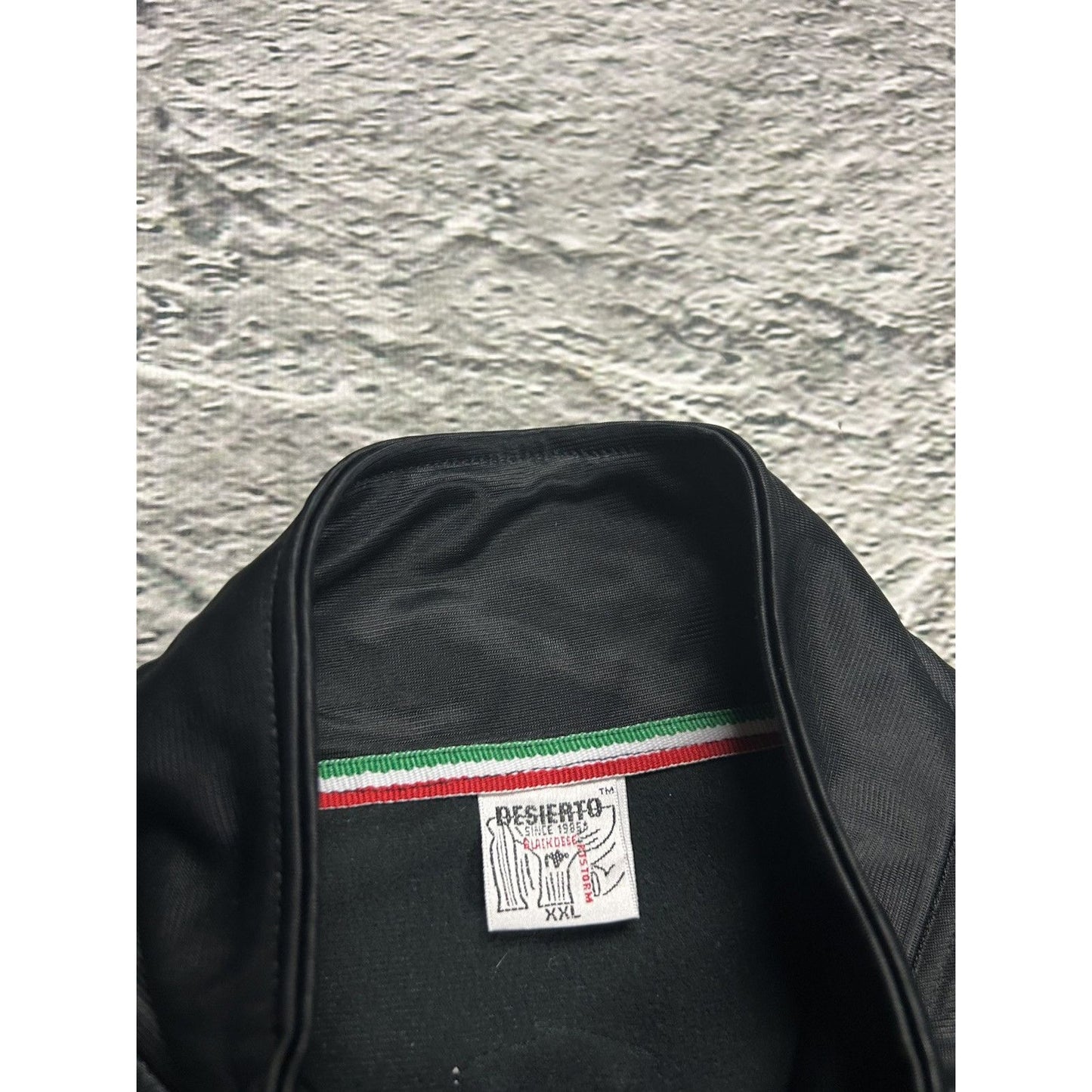 Italia zip sweatshirt vintage Y2K big logo black gold Italy
