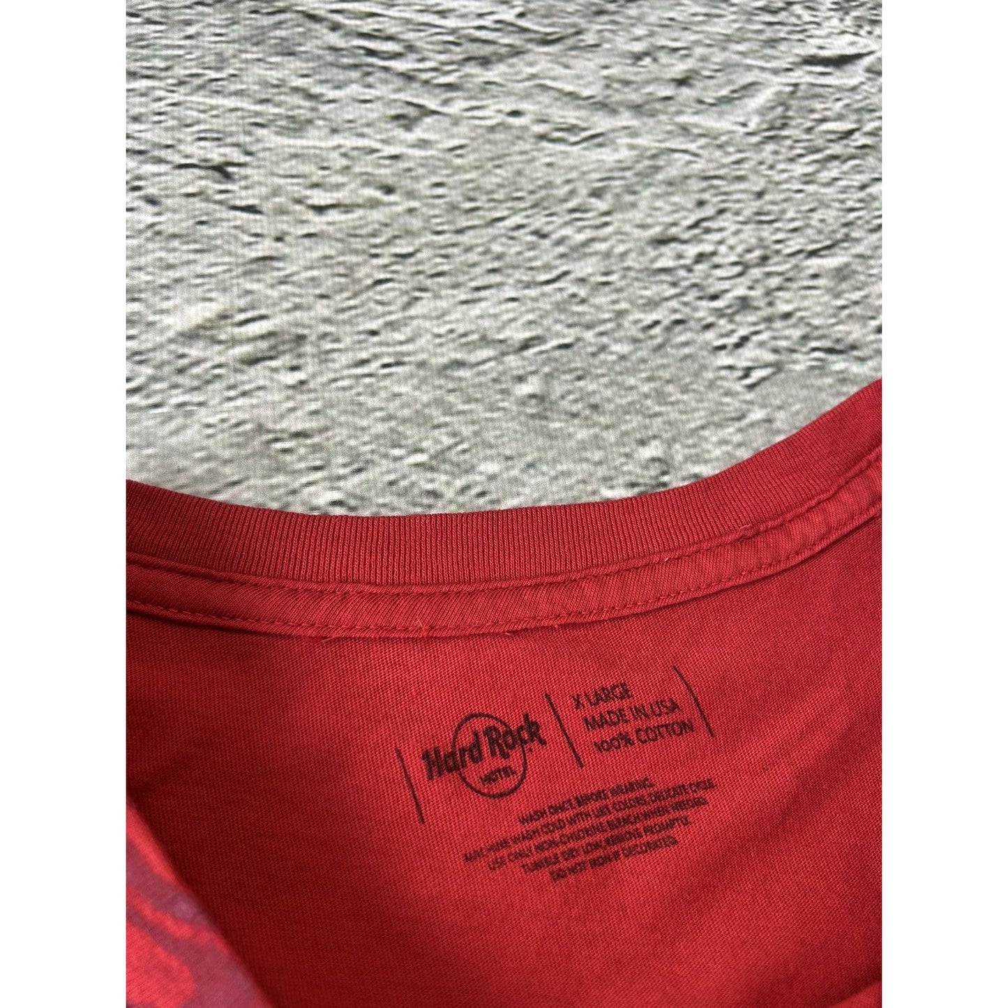Hard Rock Cafe Hollywood T-shirt vintage red Y2K guitar