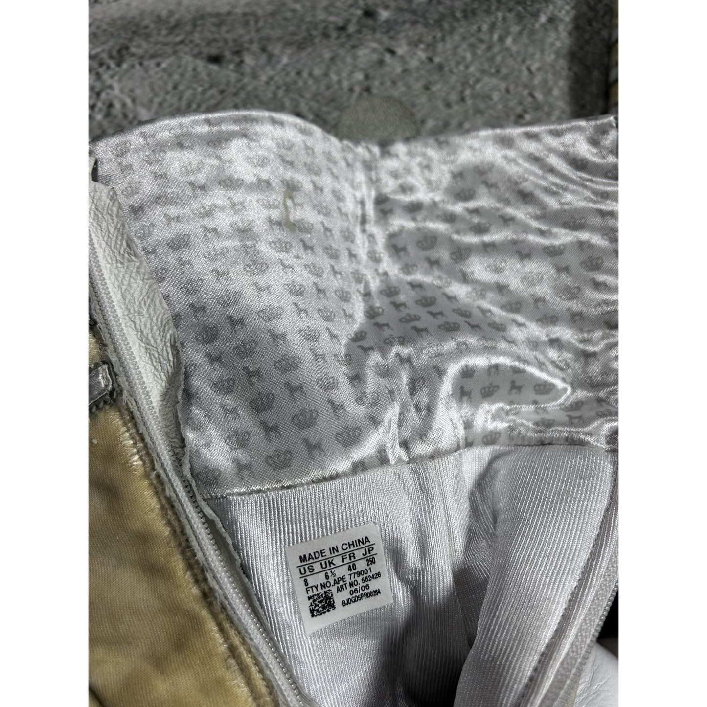 2000s Adidas x Missy Elliott snow boots high