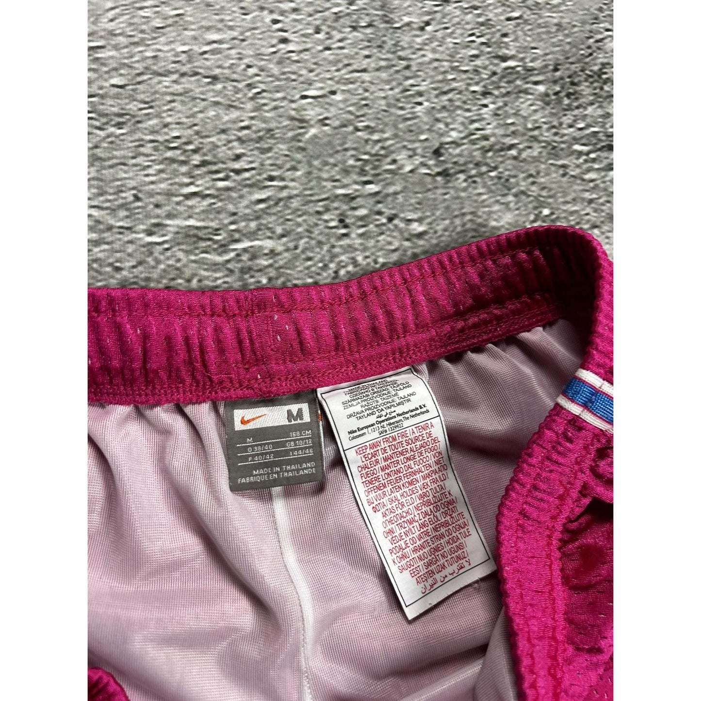 Nike vintage Pink shorts track pants small swoosh Y2K