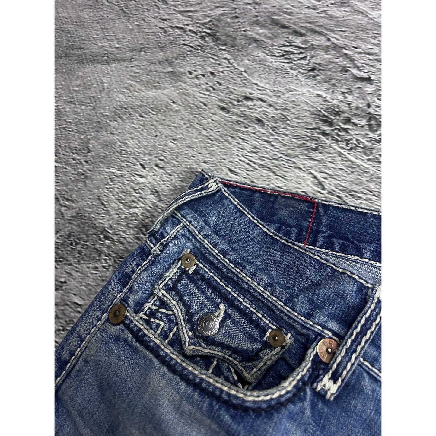 True Religion vintage blue jeans Ricky white thick stitching