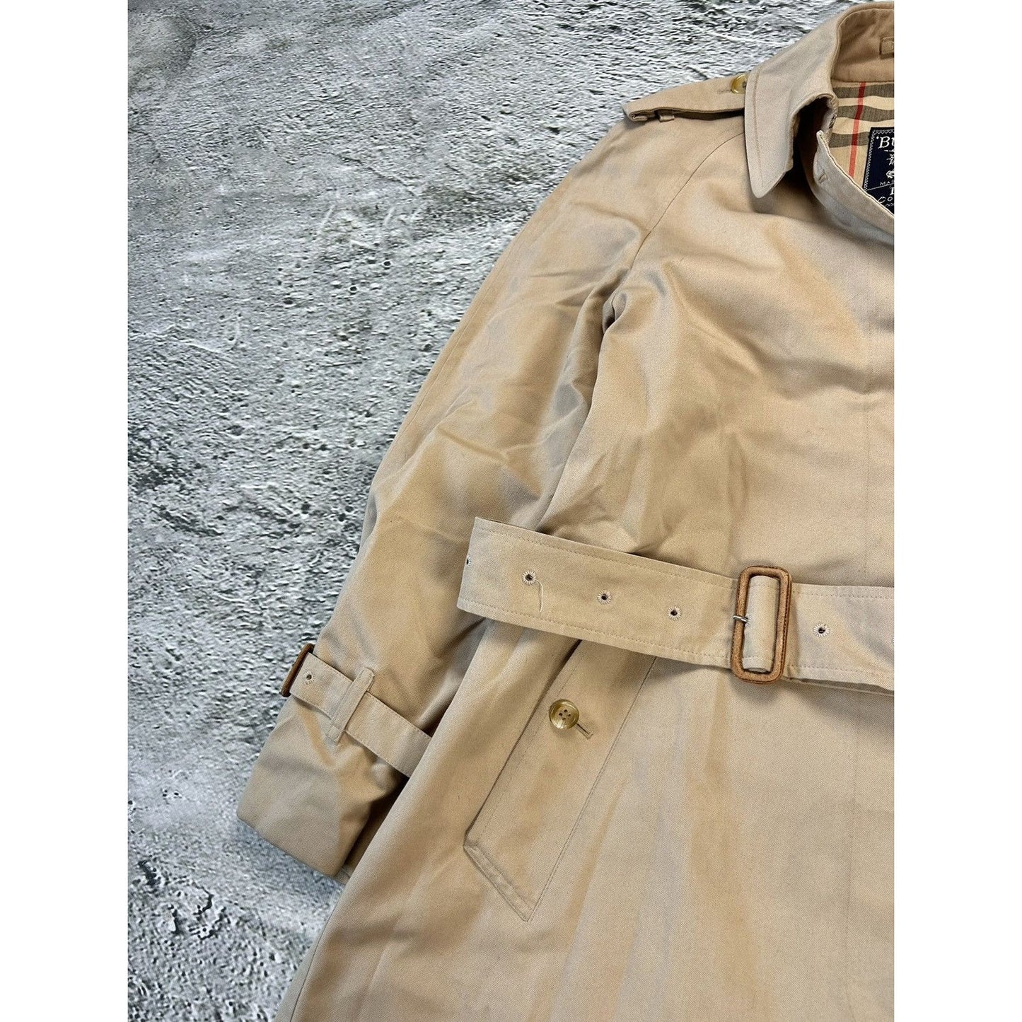 Burberrys coat trench beige vintage