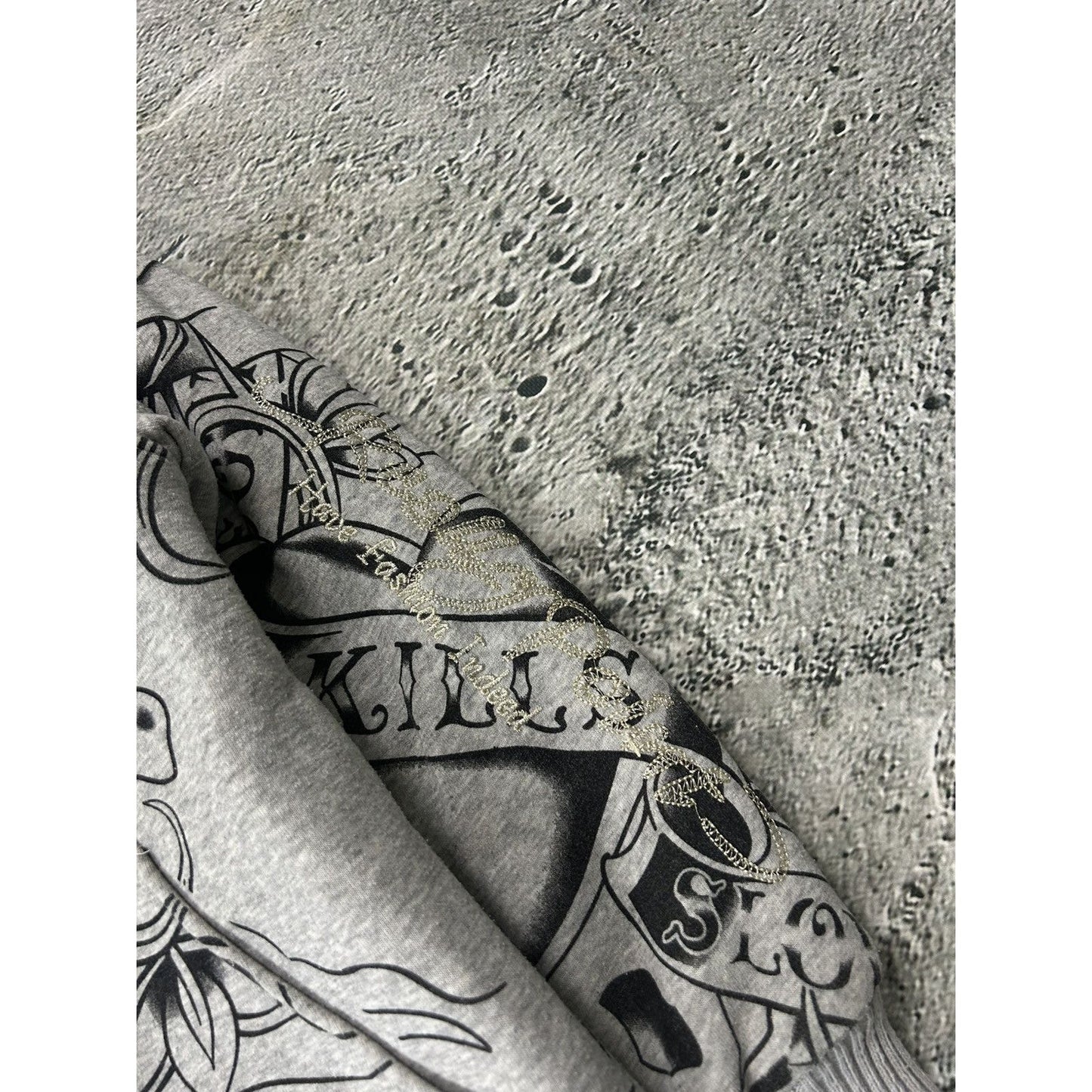 Really Point Y2K vintage zip hoodie grey fur Ed Hardy