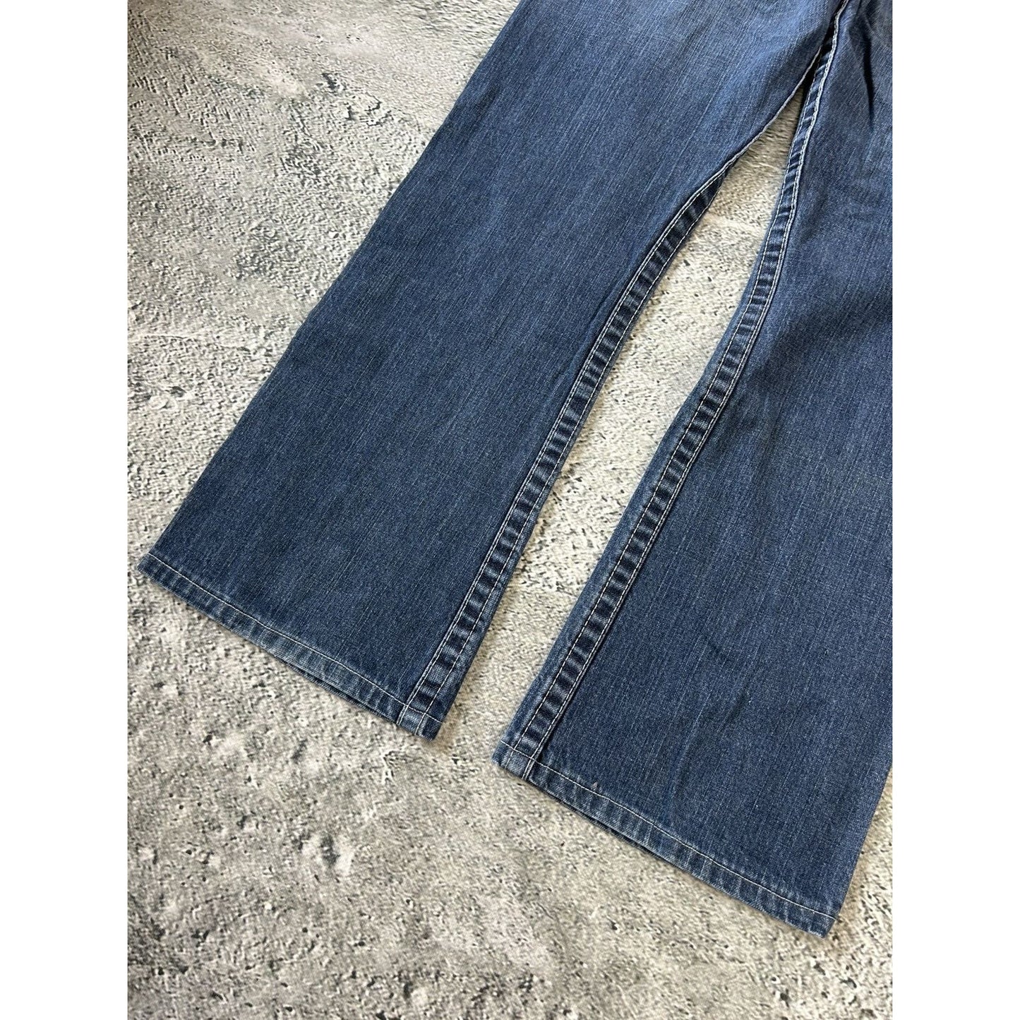 True Religion baby blue jeans white stitching Y2K bootcut