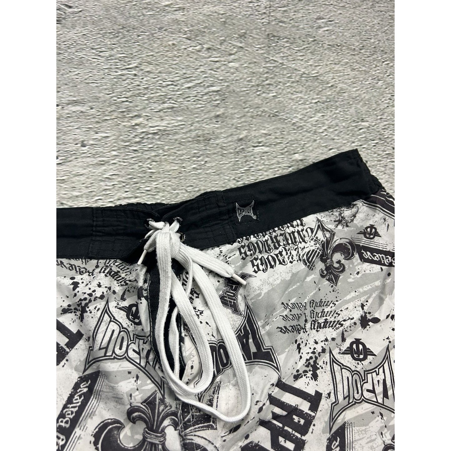 Tapout shorts vintage full print big logo boxing white black