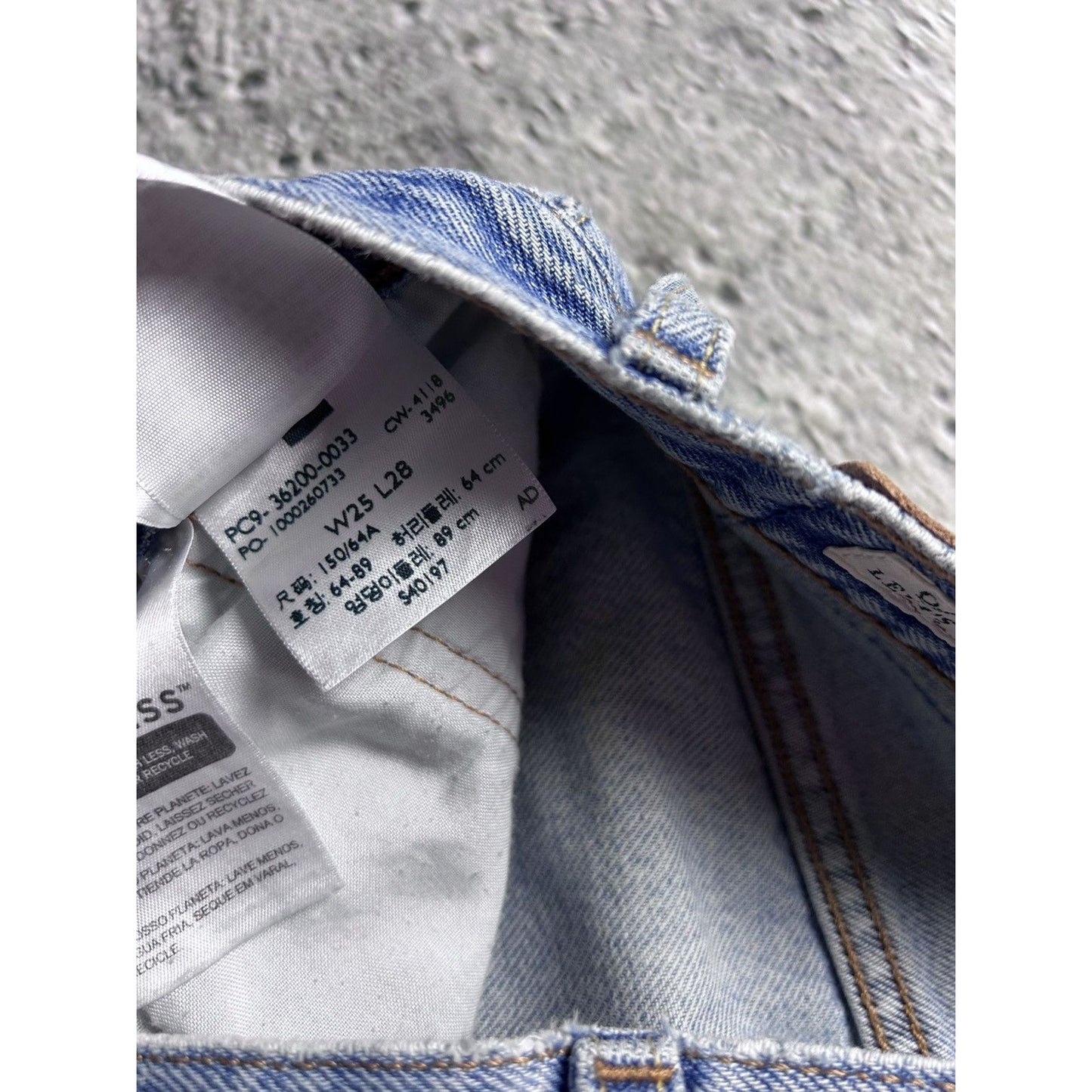 Levi’s denim shorts mini blue Y2K jorts