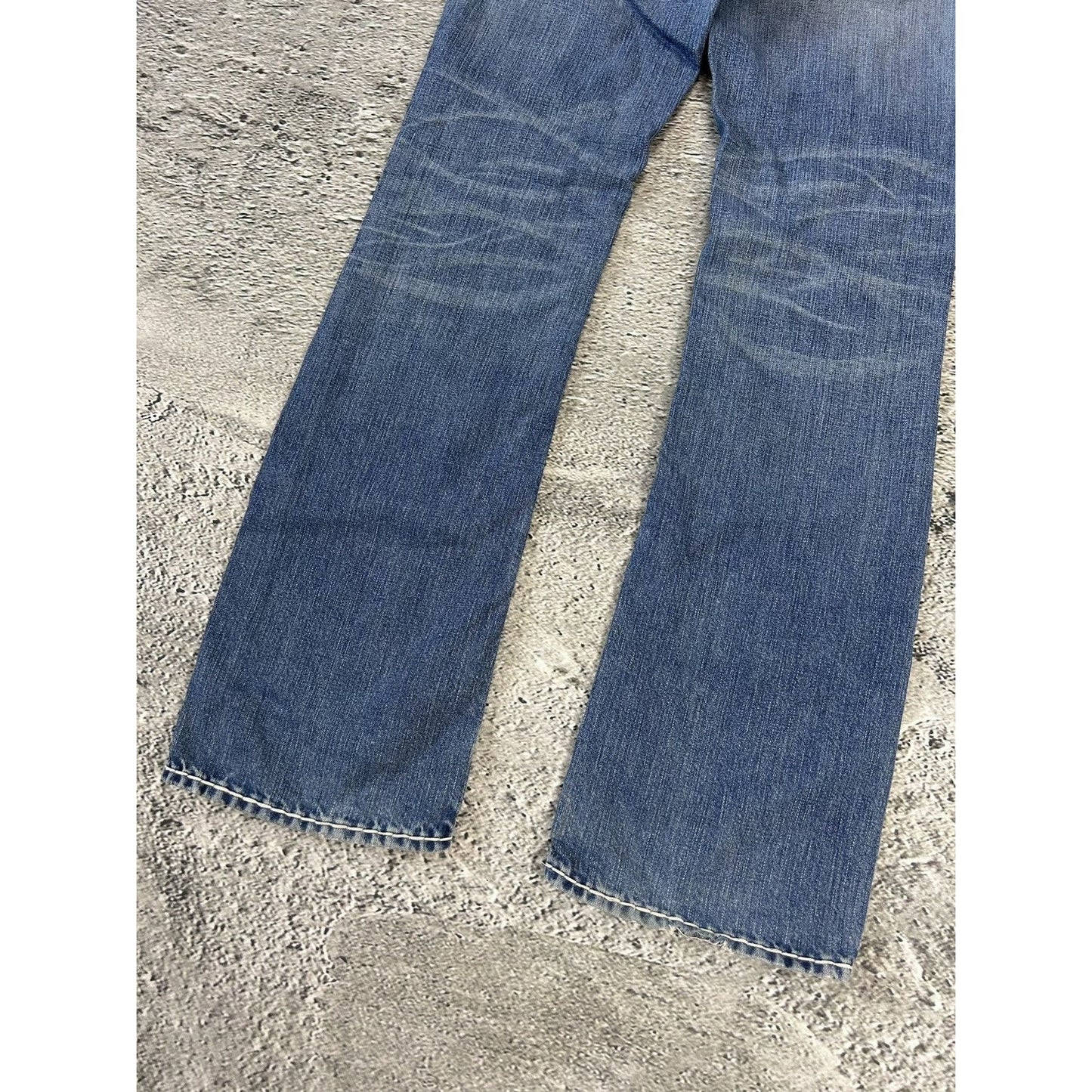 True Religion baby blue jeans white thick stitching Bobby