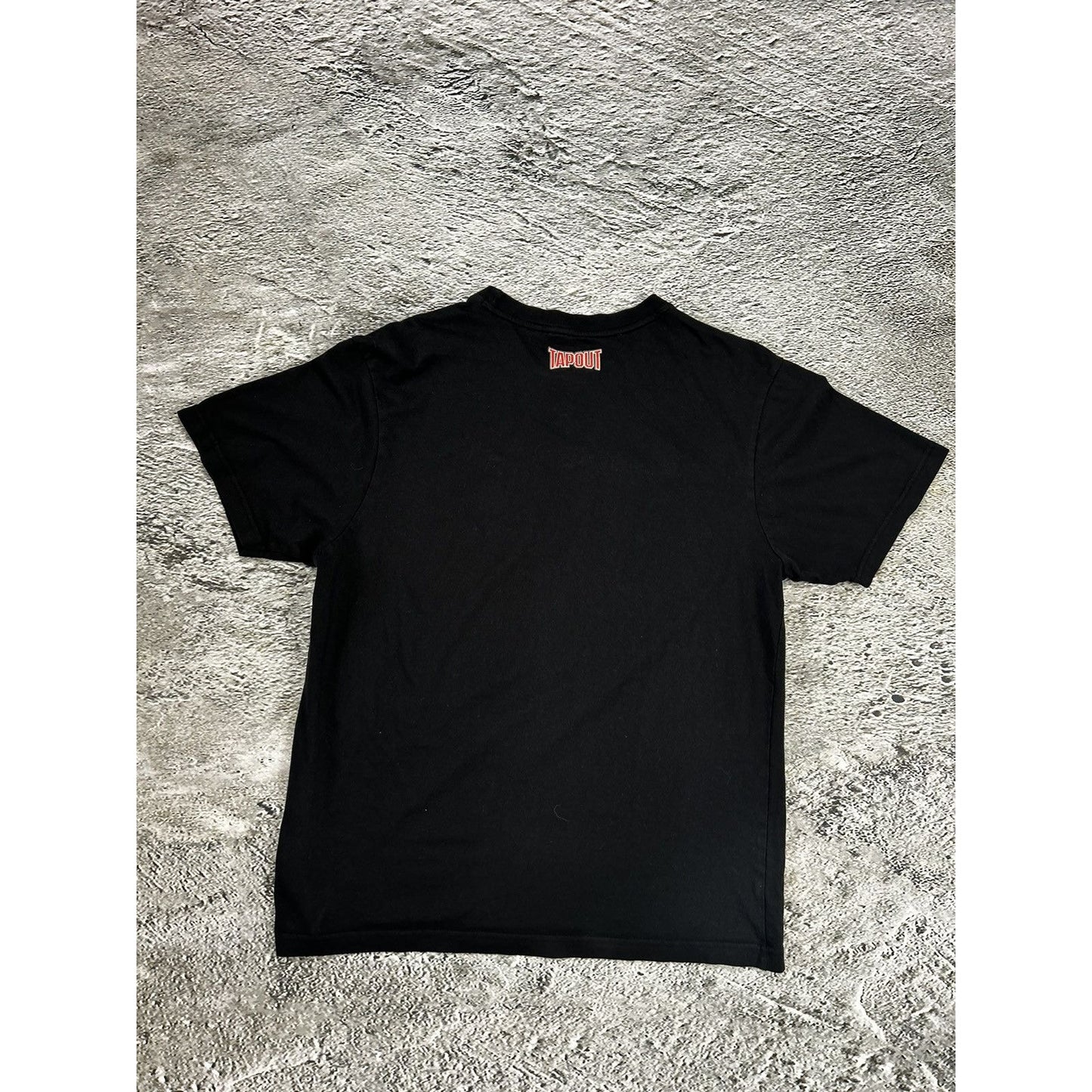 Tapout Vintage Y2K T-shirt big logo black red