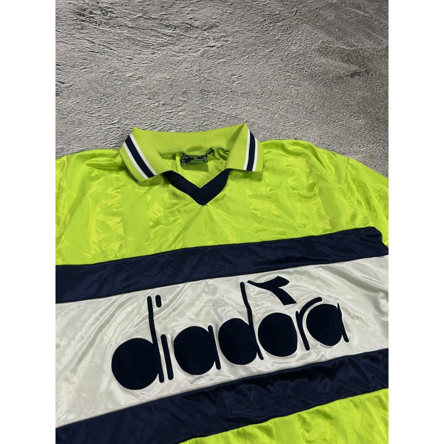 Diadora vintage Jersey neon green 90s big logo