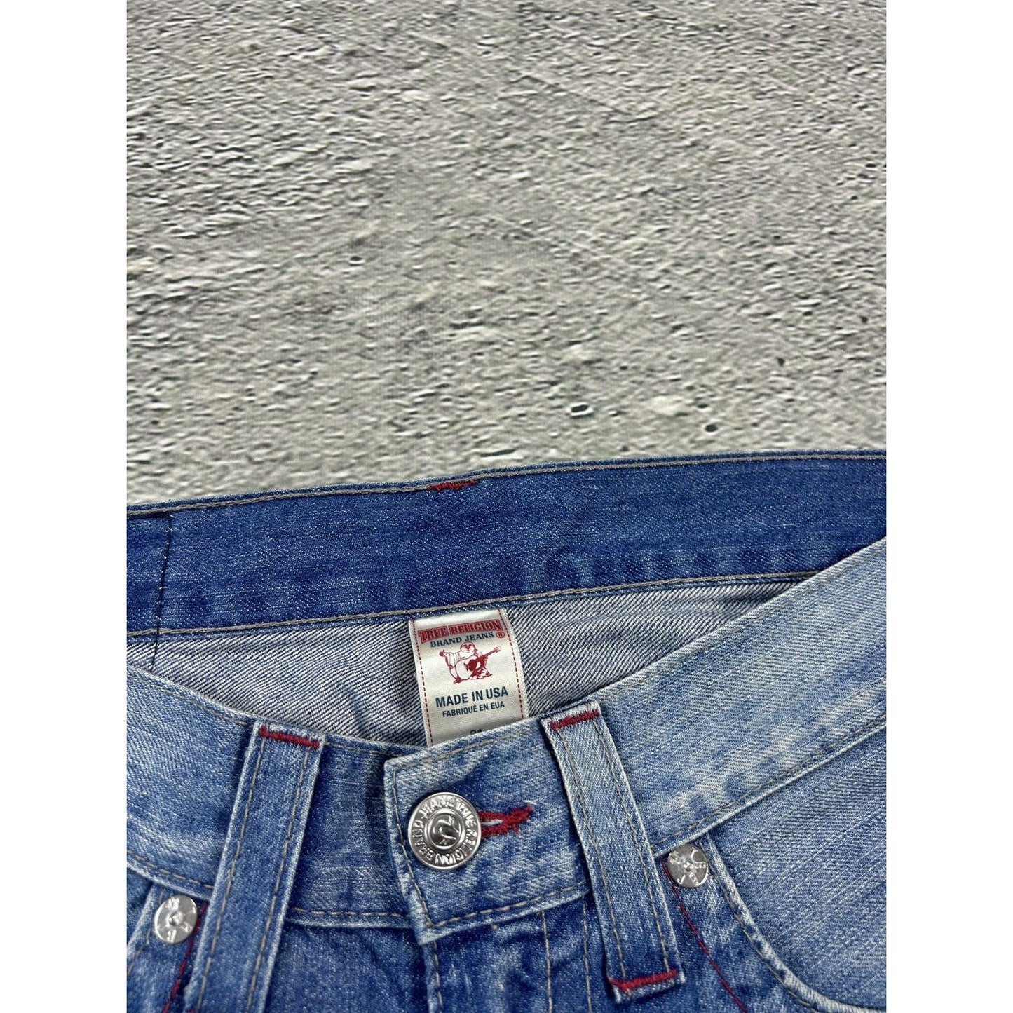 True Religion vintage blue jeans straight red logo Y2K