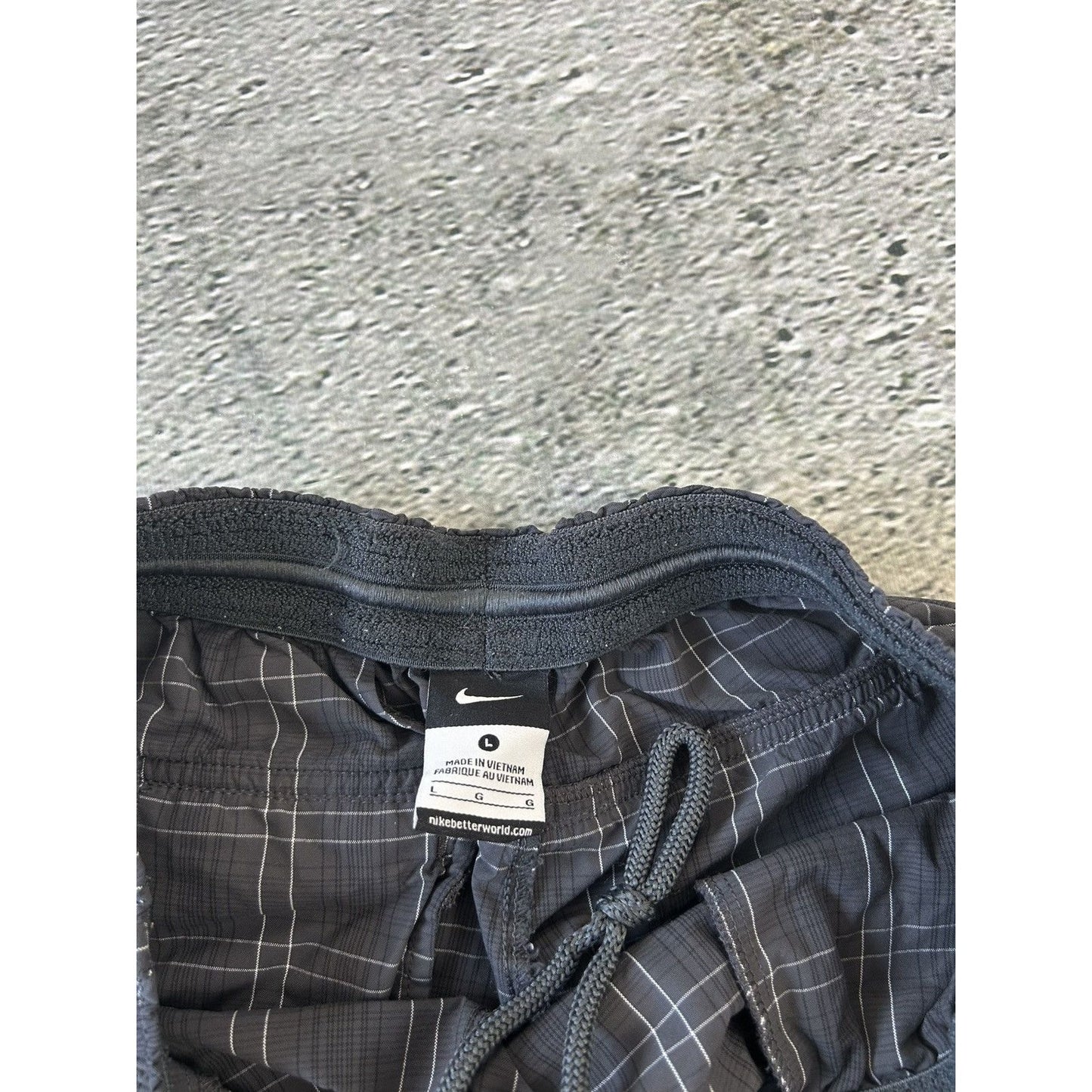 Nike vintage black shorts track pant small swoosh Y2K