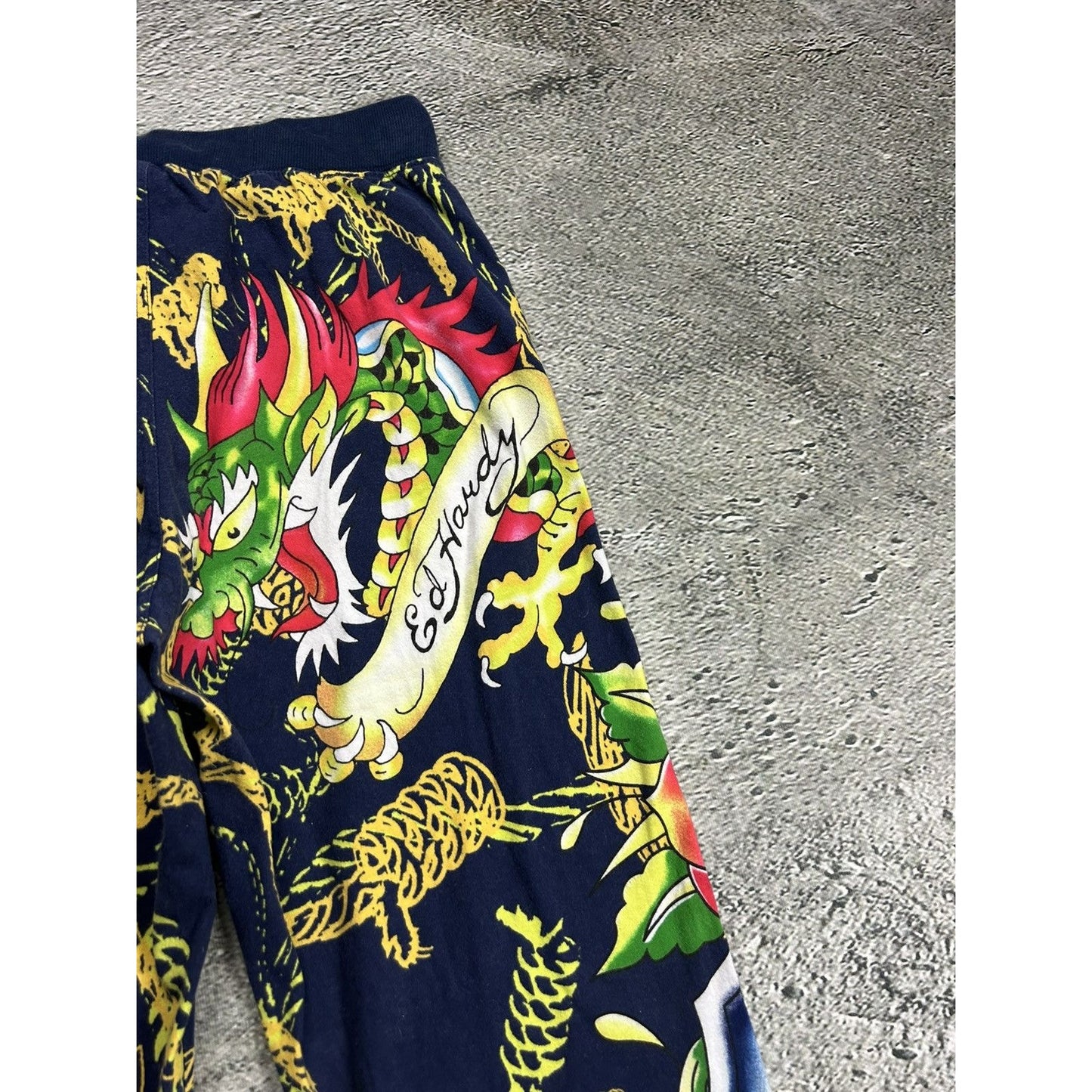 Ed Hardy Christian Audigier vintage sweatpants crazy Y2K