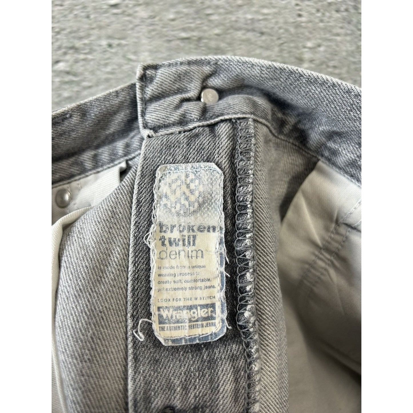 Wrangler vintage pants Y2K jeans grey flared