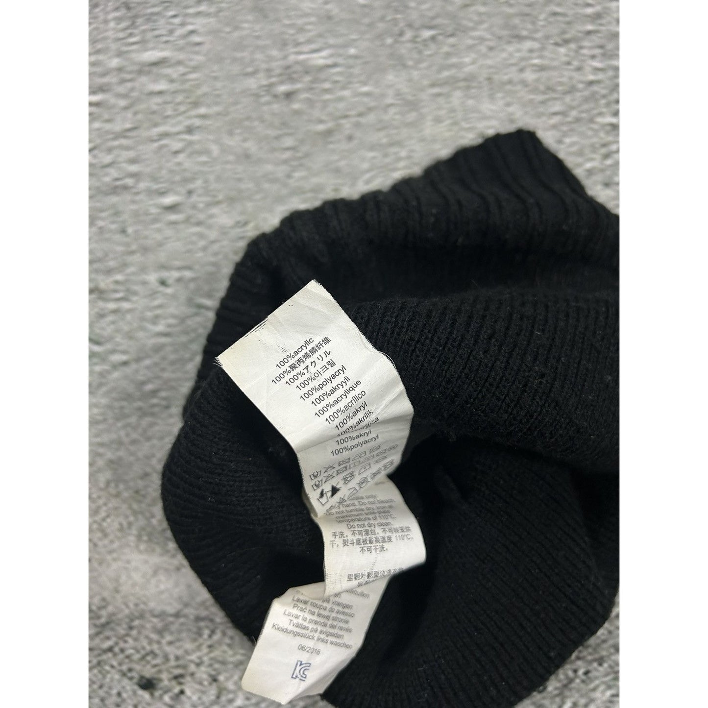 Oakley beanie vintage black hat small logo