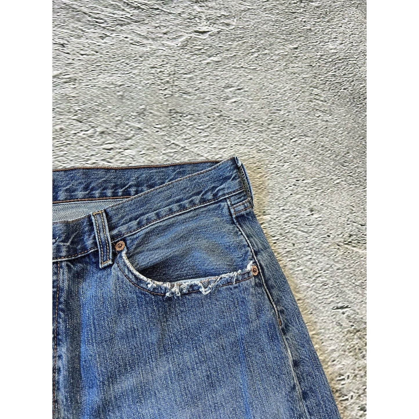 Levi’s 501 vintage blue jeans denim pants