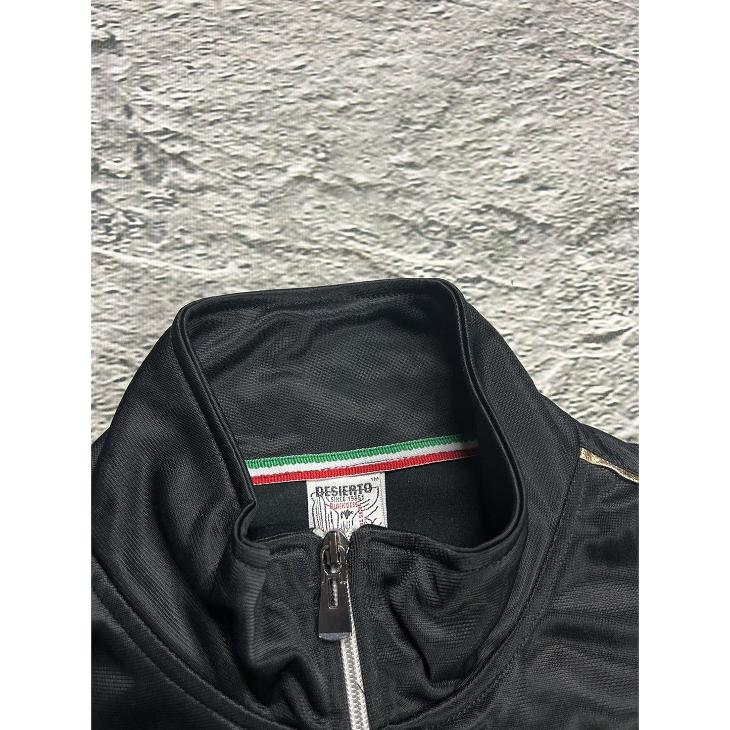 Italia zip sweatshirt vintage Y2K big logo black gold Italy