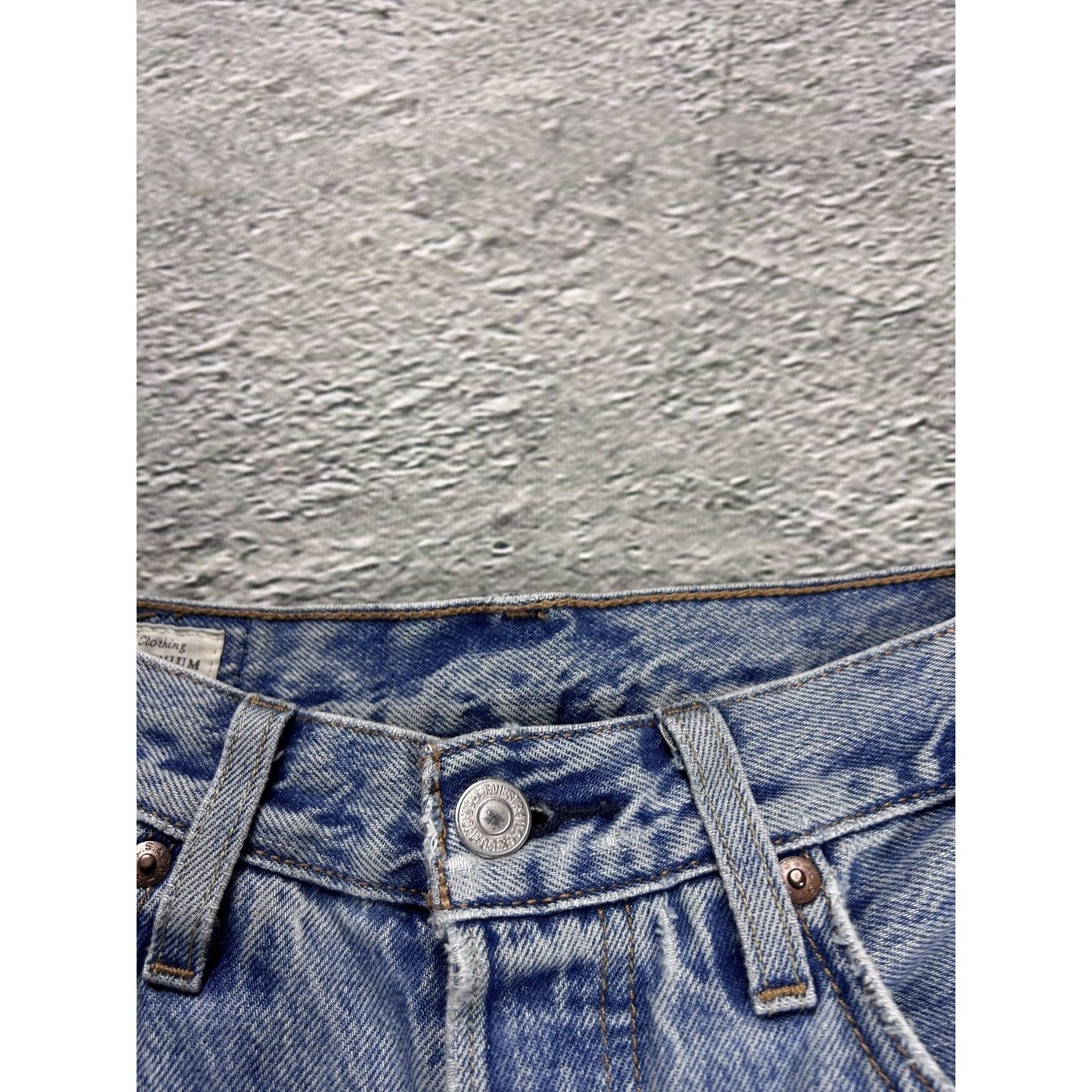 Levi’s denim shorts mini blue Y2K jorts