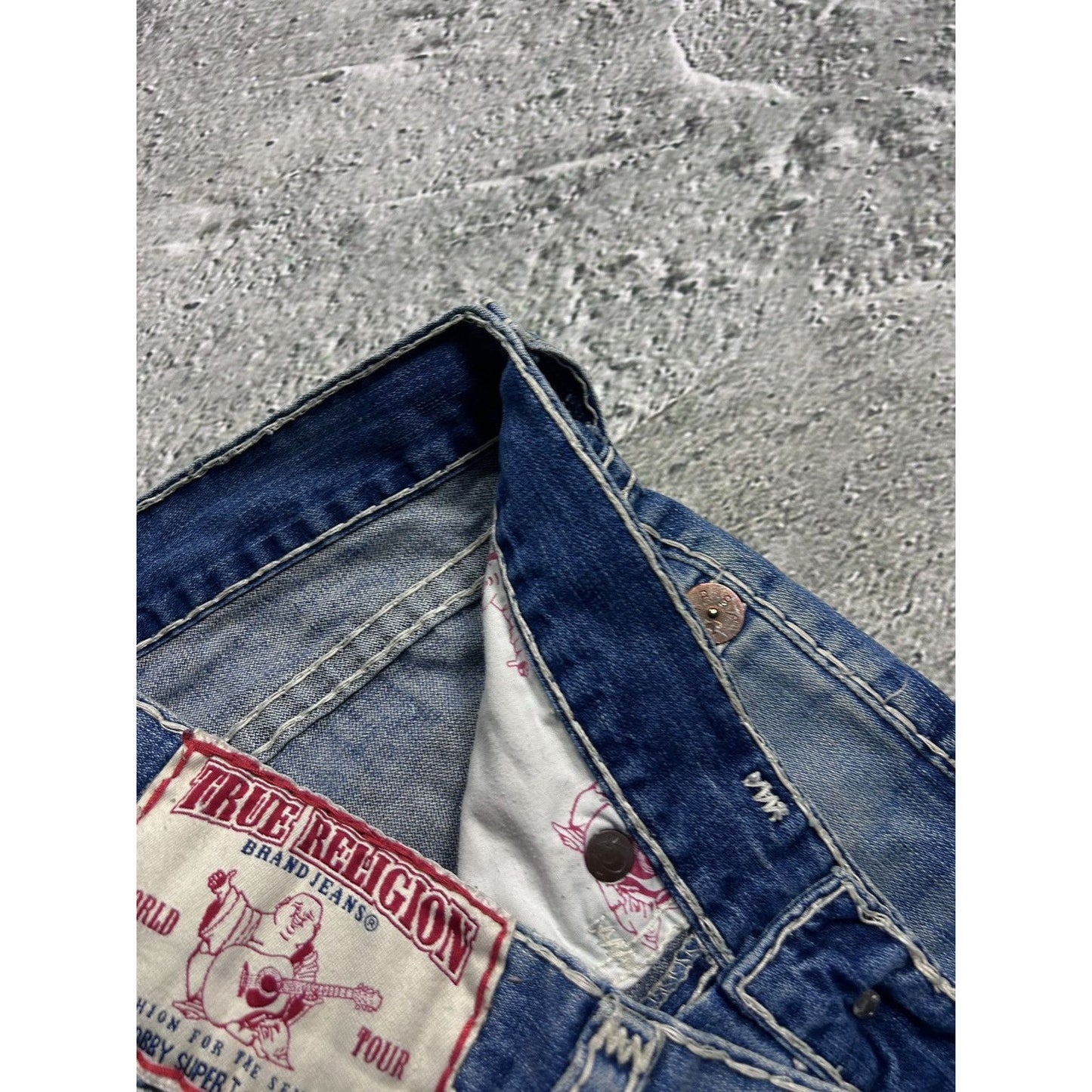 True Religion blue jeans white thick stitching Bobby Y2K