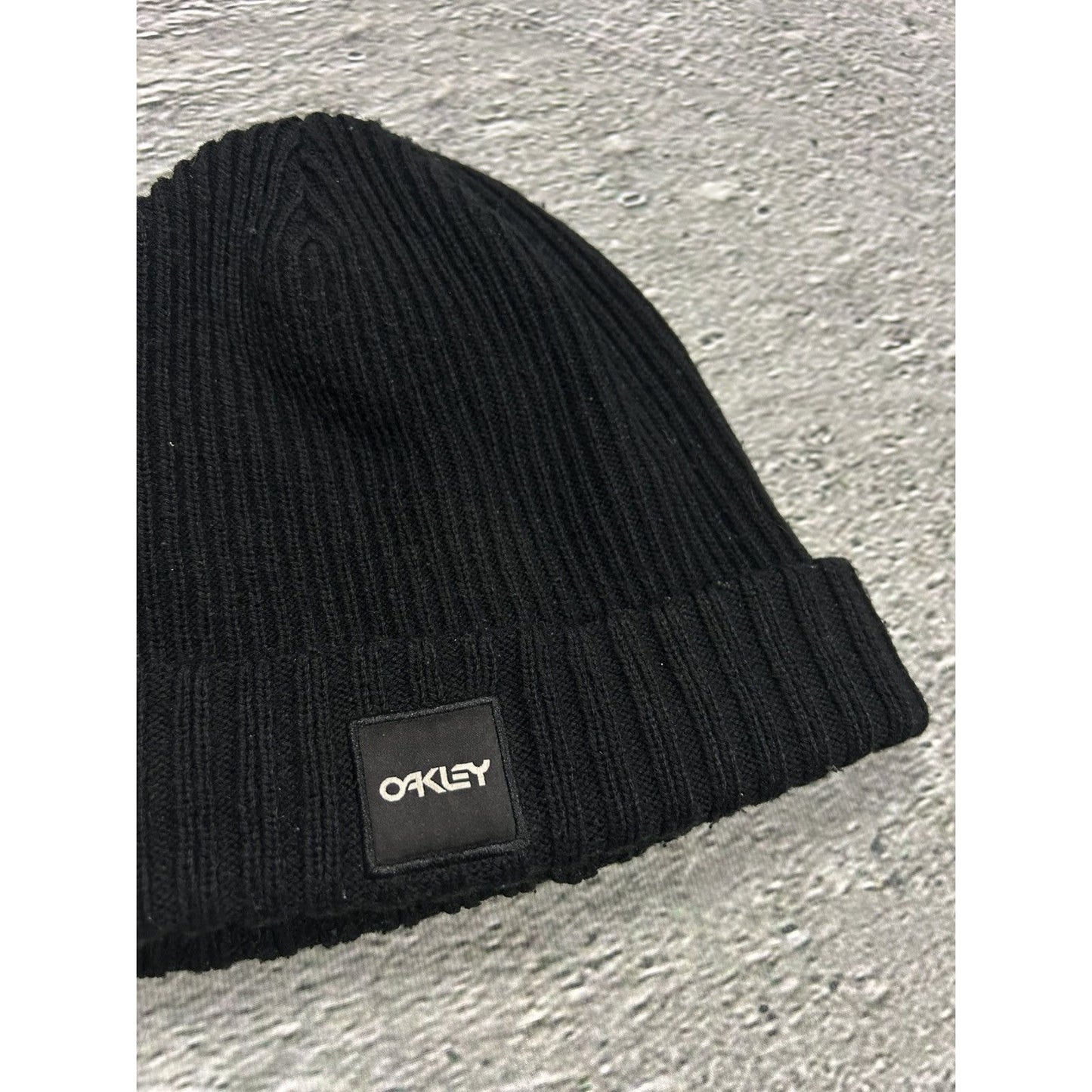 Oakley beanie vintage black hat small logo