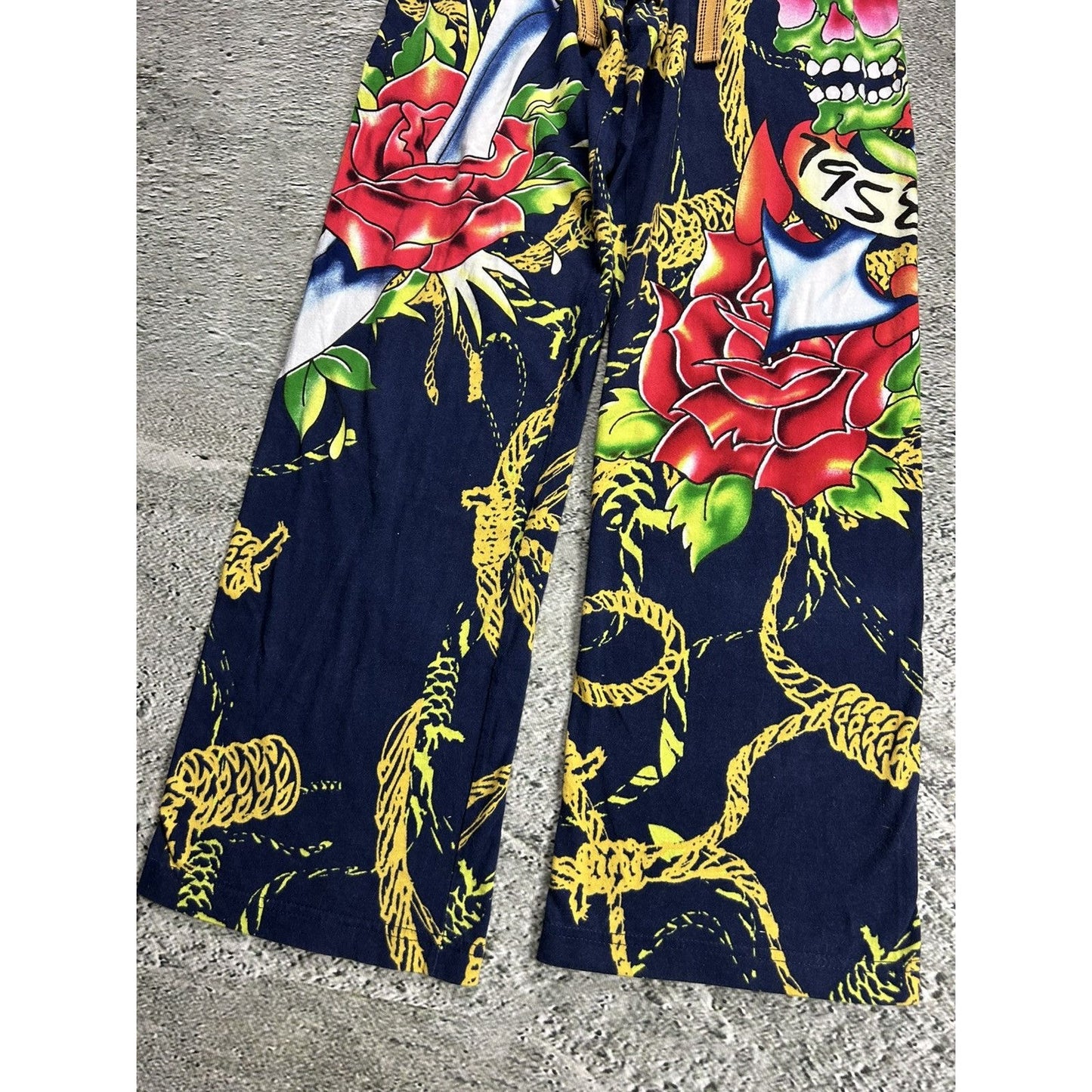 Ed Hardy Christian Audigier vintage sweatpants crazy Y2K