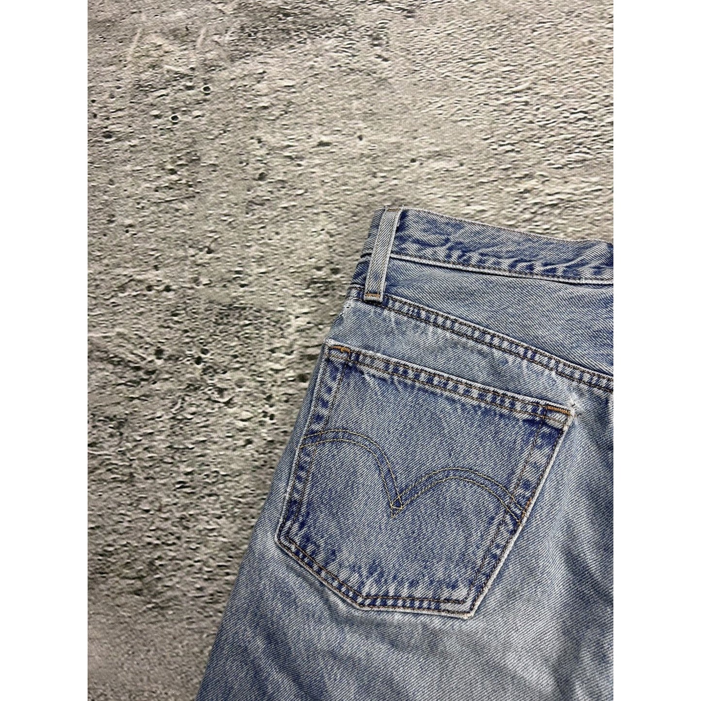 Levi’s denim shorts mini blue Y2K jorts