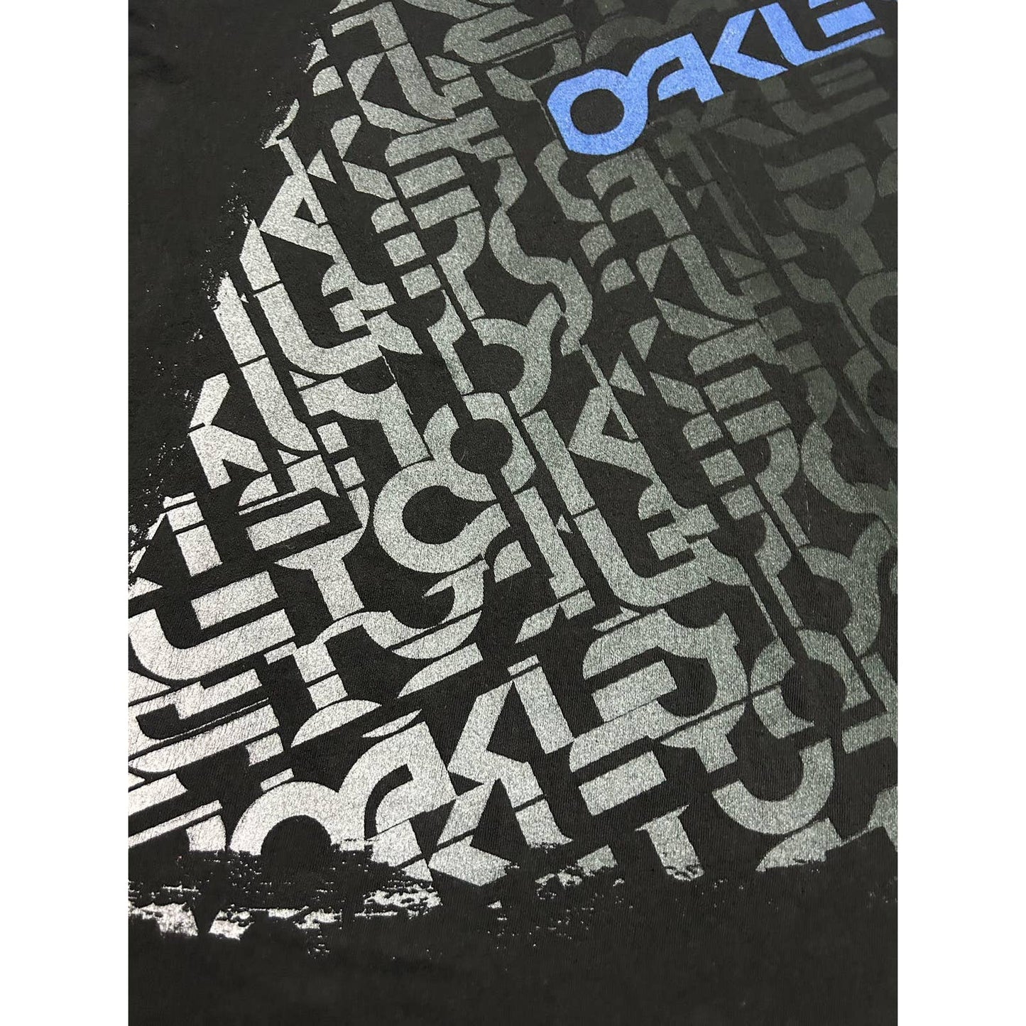 Oakley longsleeve T-Shirt vintage black multi logo Y2K