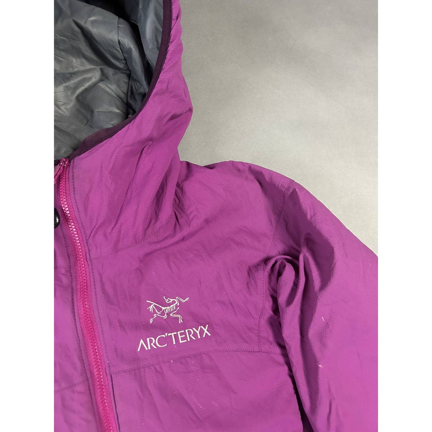 Arc’teryx jacket pink Atom LT hoody