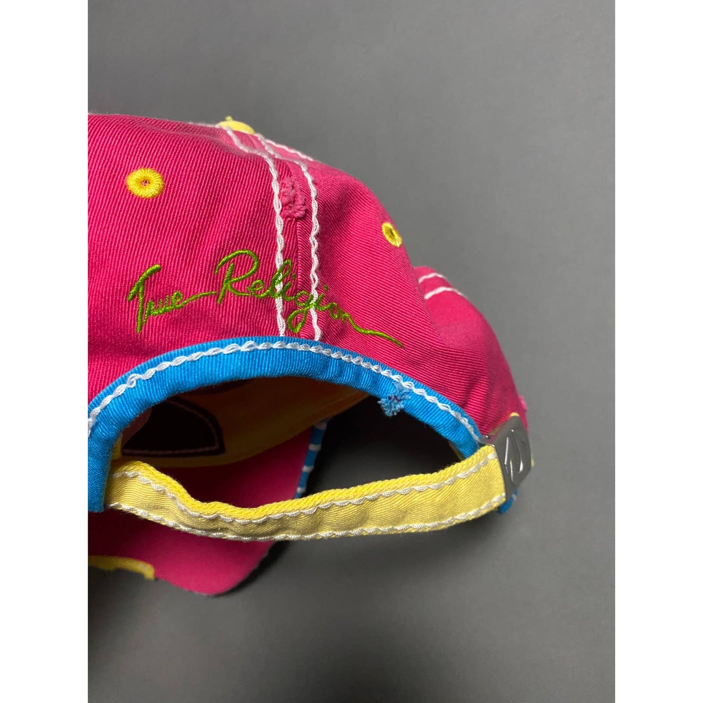 True Religion hat vintage big logo multi color Pink green