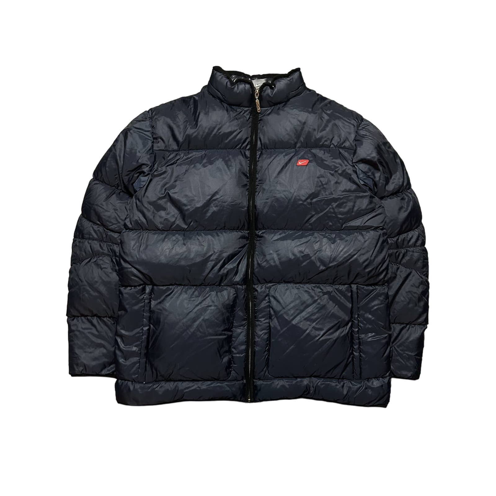 Nike black small 2024 logo padded jacket