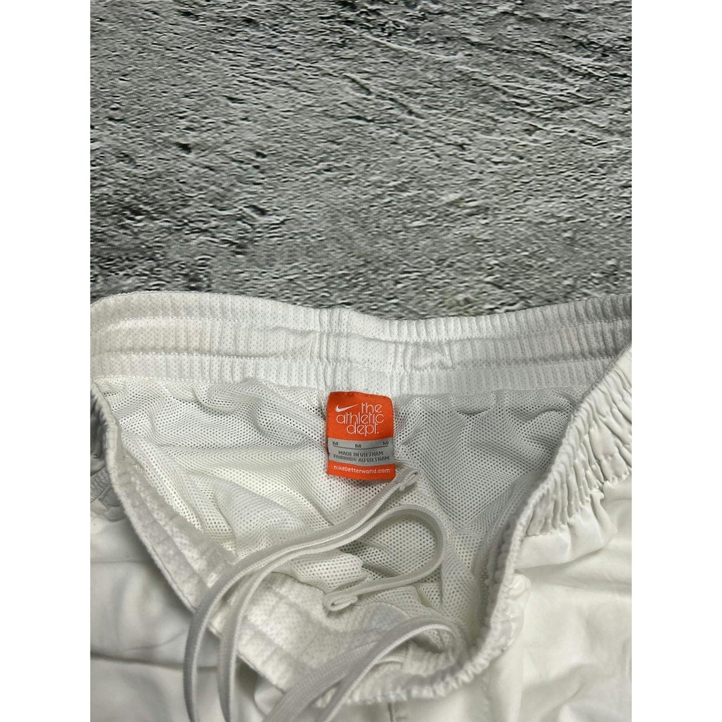 Nike vintage white shorts small swoosh 2000s