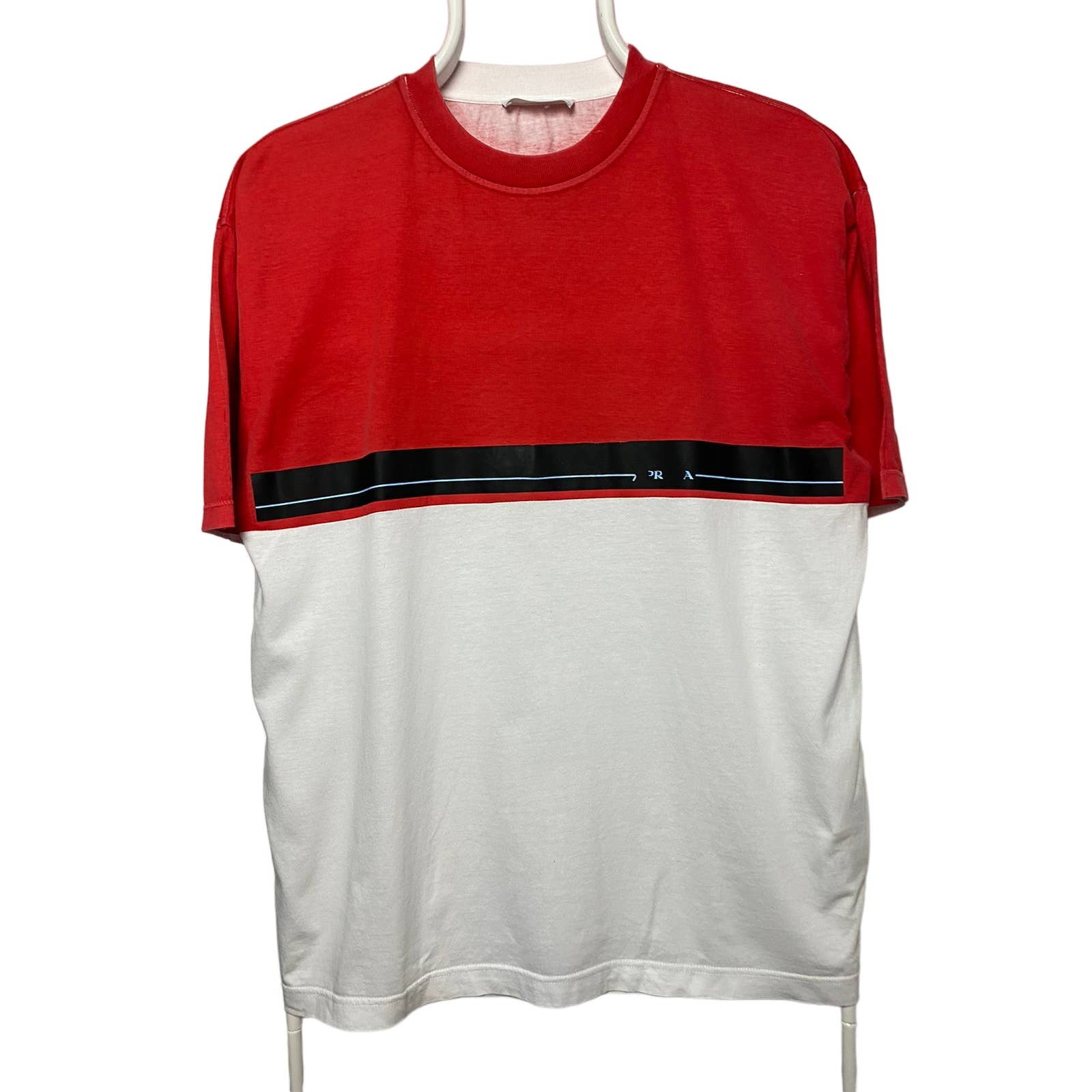 Prada t-shirt small logo red white