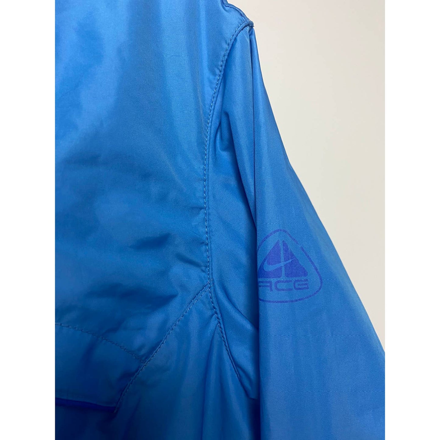 Nike ACG rain jacket vintage blue 2000s windbreaker