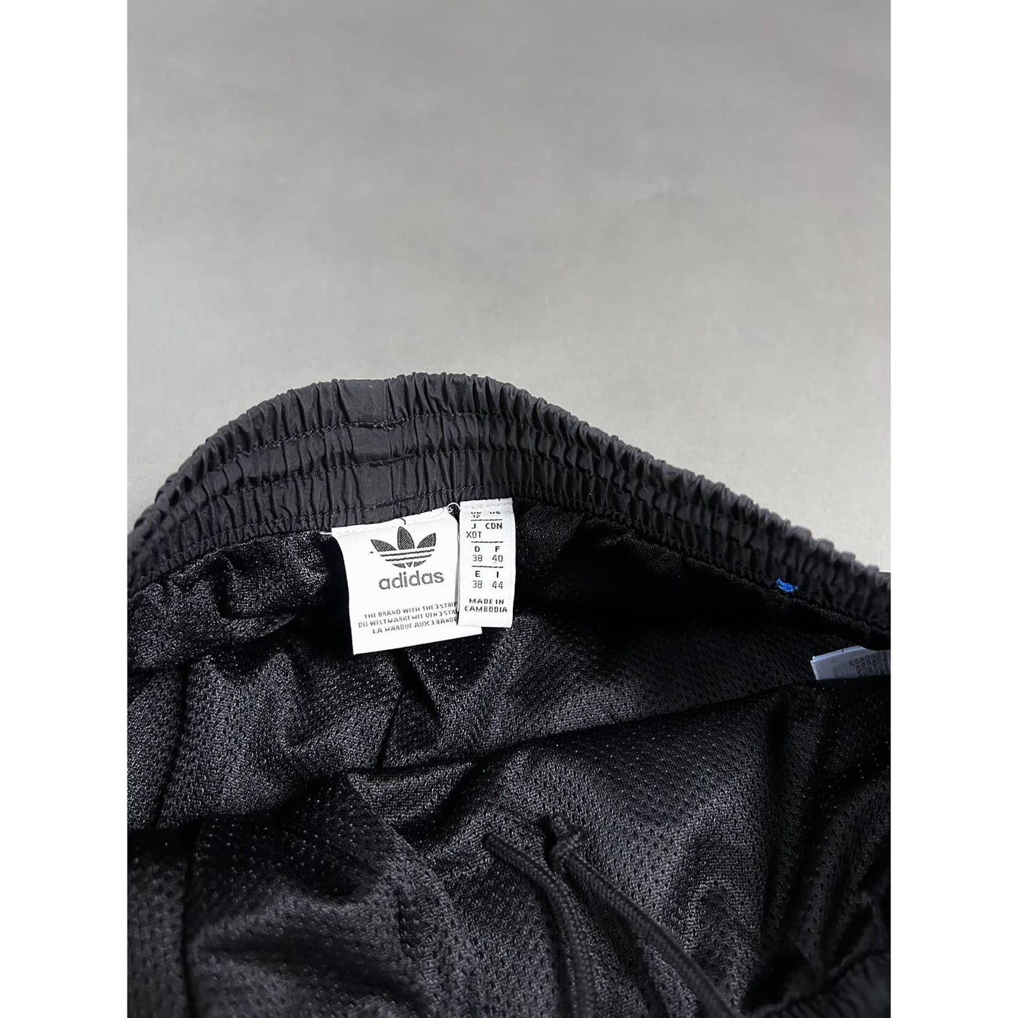 Adidas vintage black nylon track pants small logo 2000s