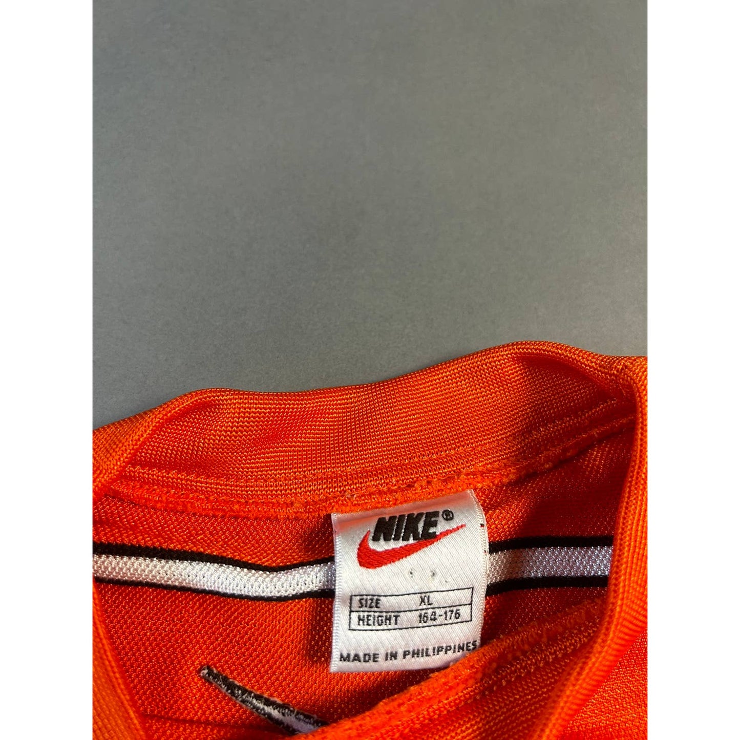 Nike big swoosh striped t-shirt vintage 90s Orange