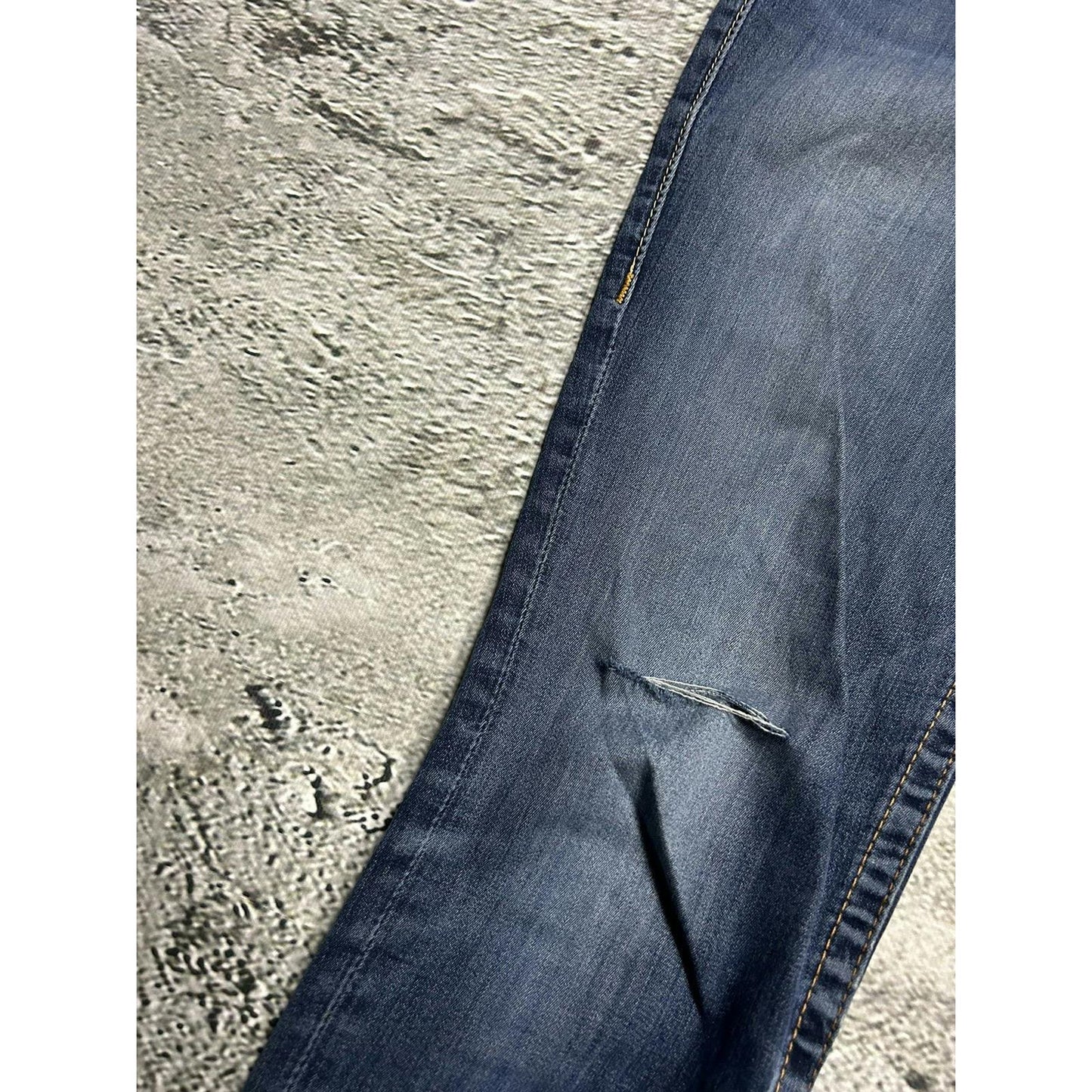 True Religion blue jeans denim slim Y2K