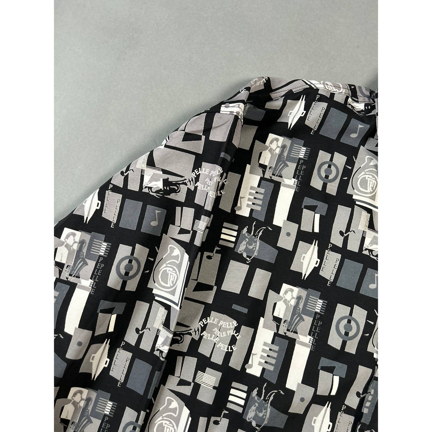 90s Pelle Pelle vintage full print Shirt button up music sax