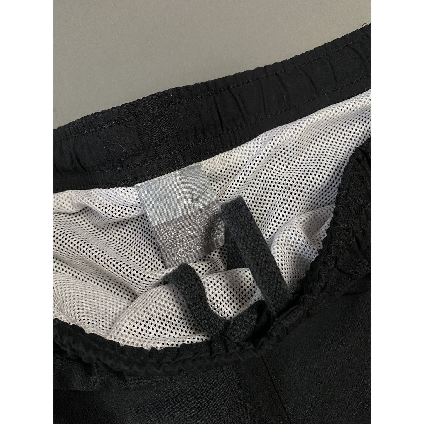 Nike vintage black shorts track pant small swoosh 2000s
