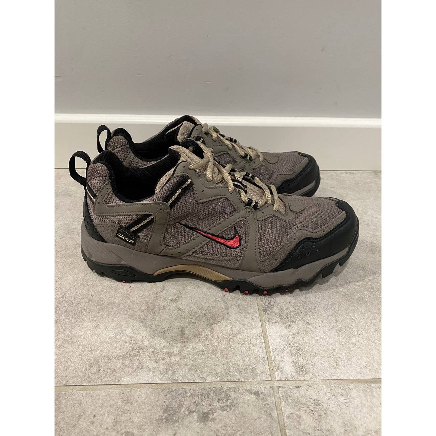 Nike ACG vintage Goretex Bandolier 2 grey trekking