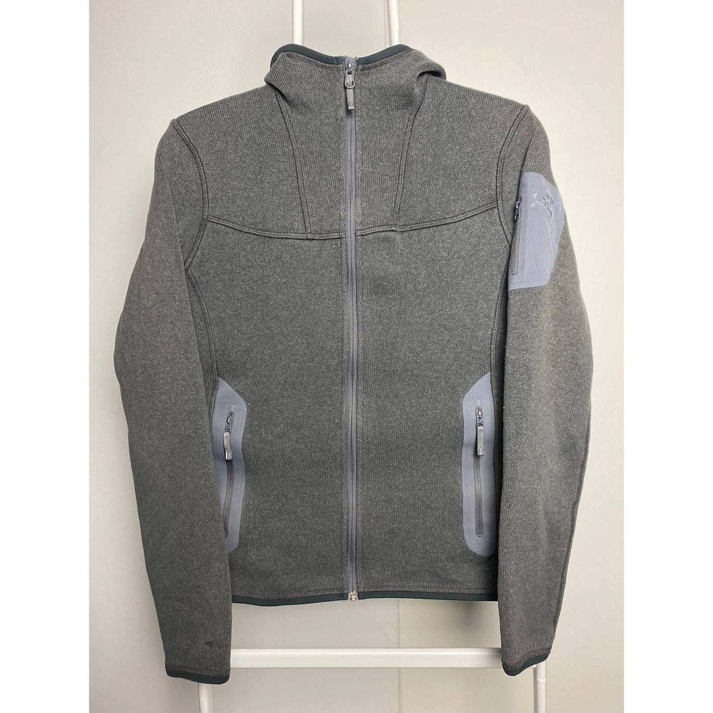 Arc’teryx vintage grey fleece zip hoodie