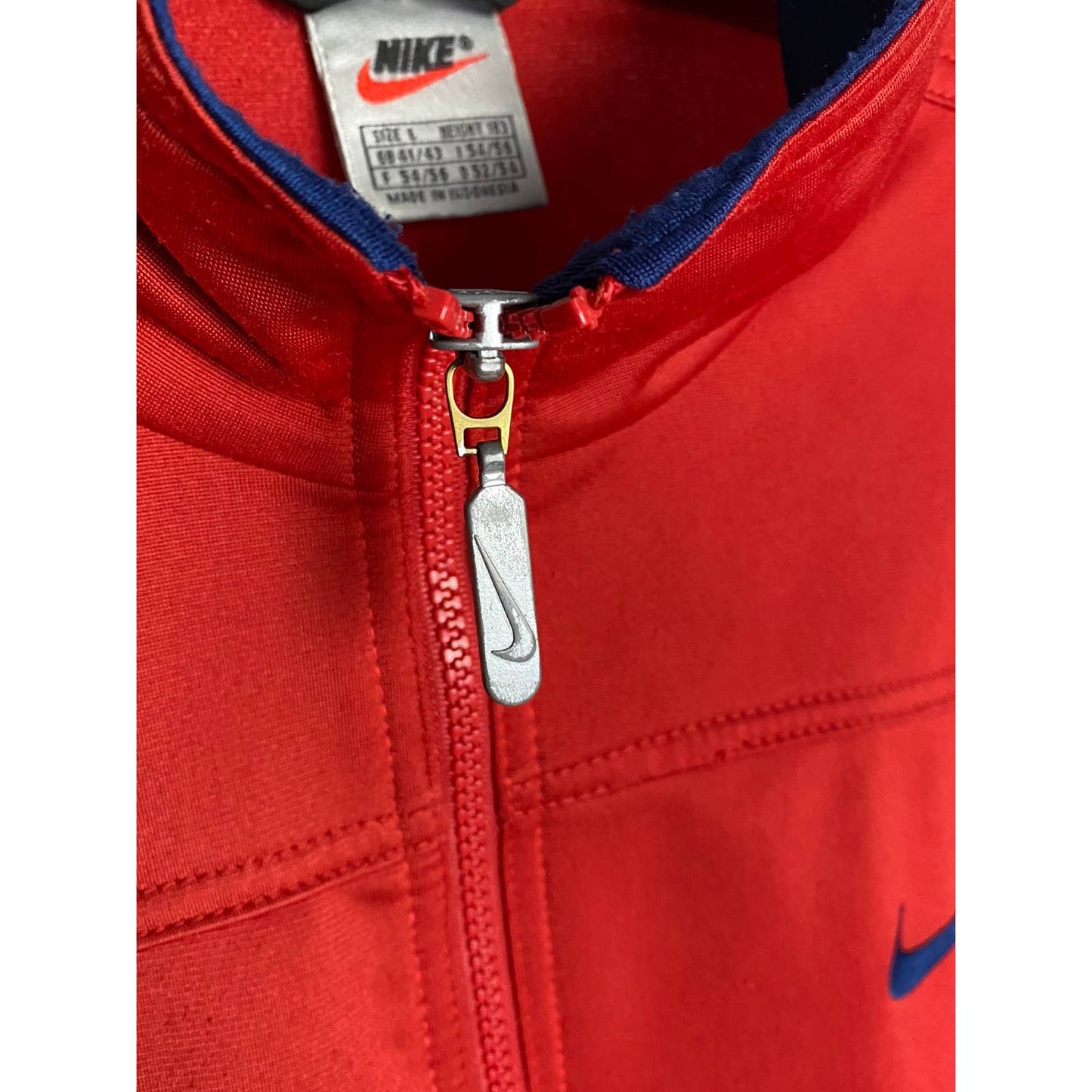 90s Nike vintage red track jacket zip sweatshirt big swoosh
