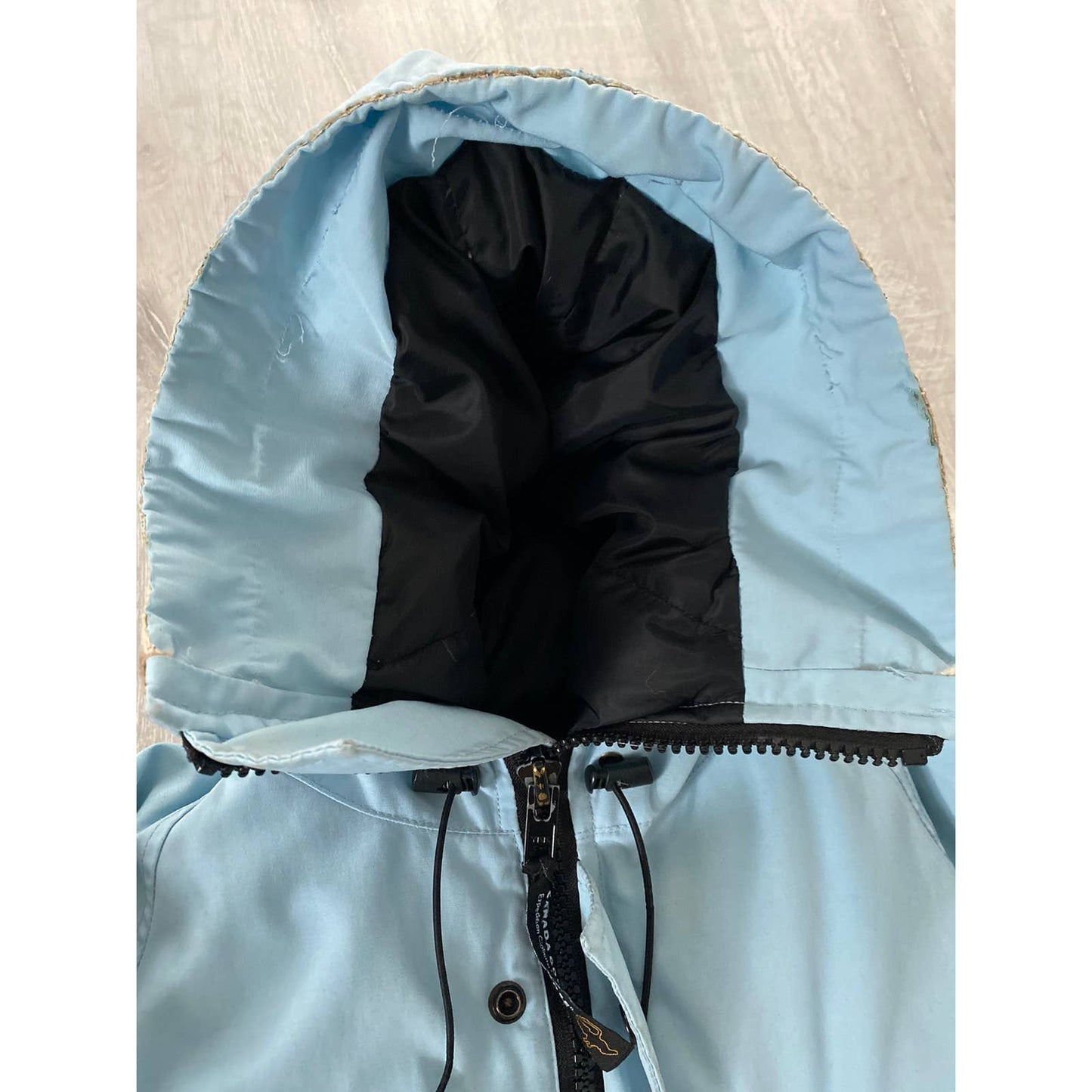 Canada Goose Chilliwack bomber jacket vintage baby blue