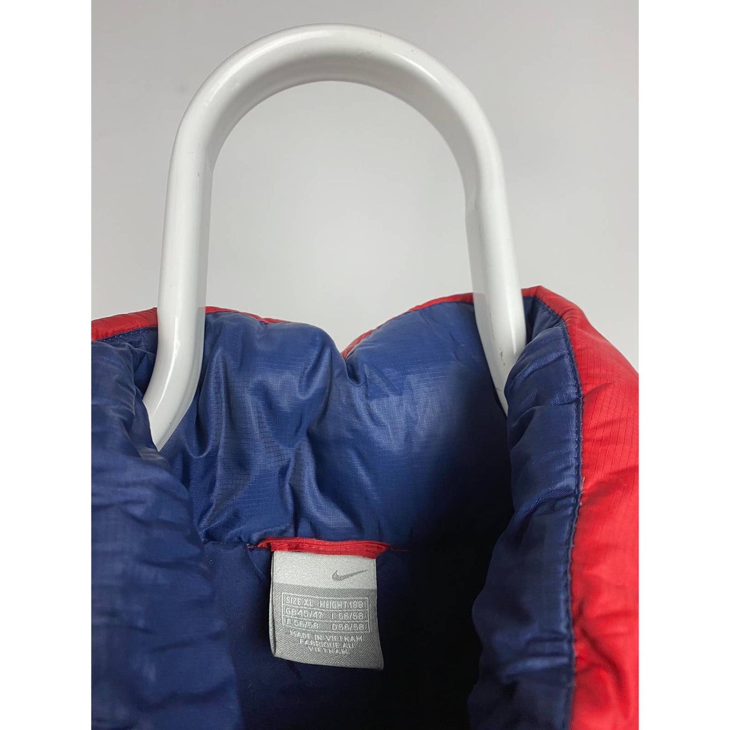 Nike vintage red puffer jacket small swoosh cargo