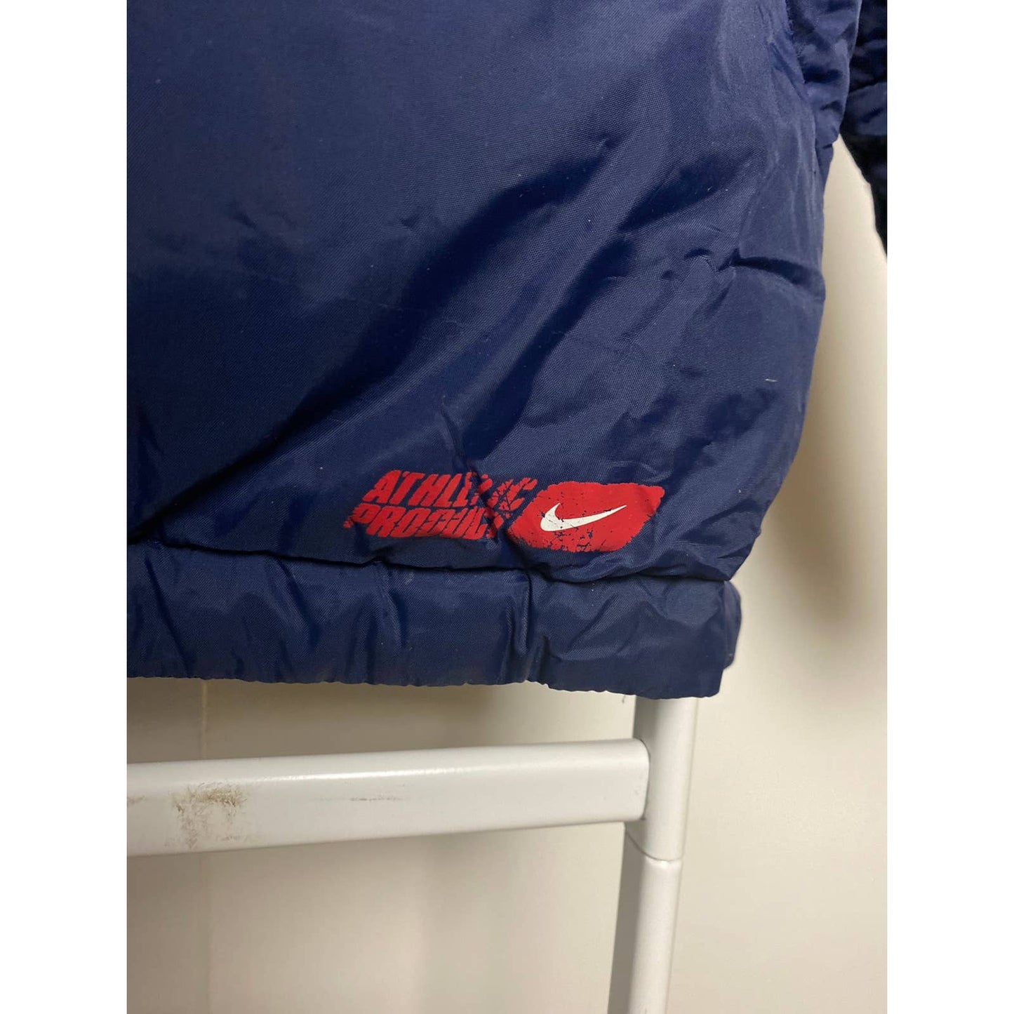 Nike vintage navy puffer jacket Athletic 2000s