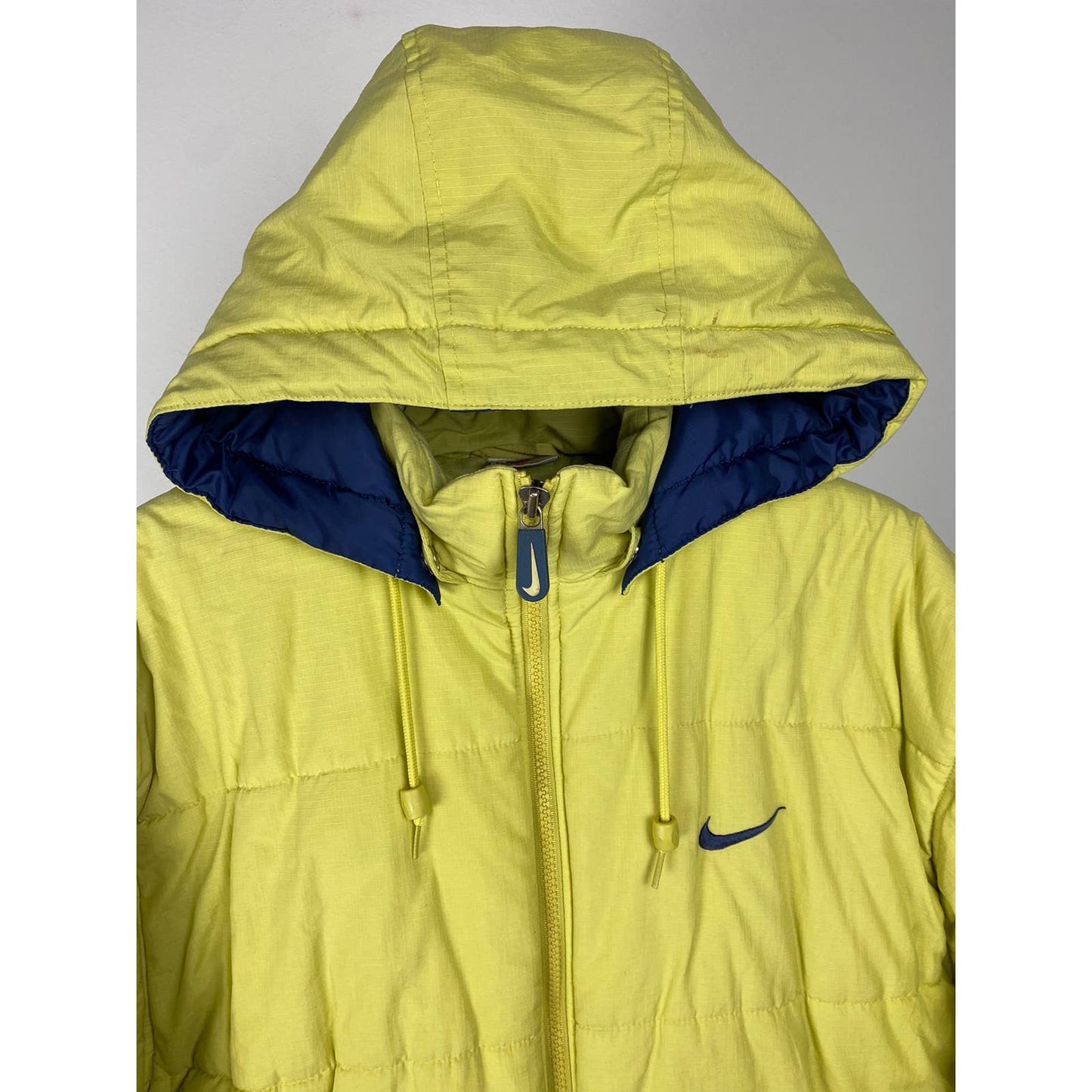 90s Nike vintage spell out puffer jacket small swoosh